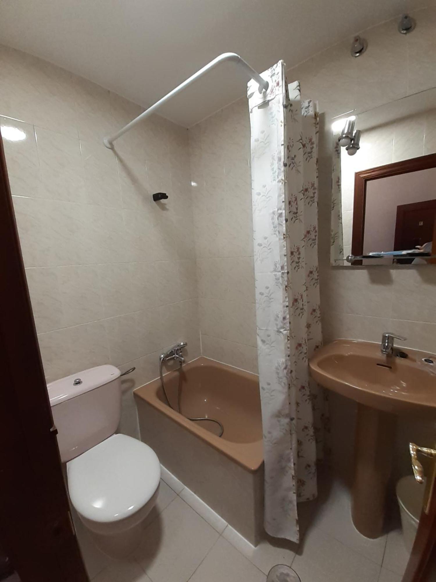 Single Room with Private Bathroom