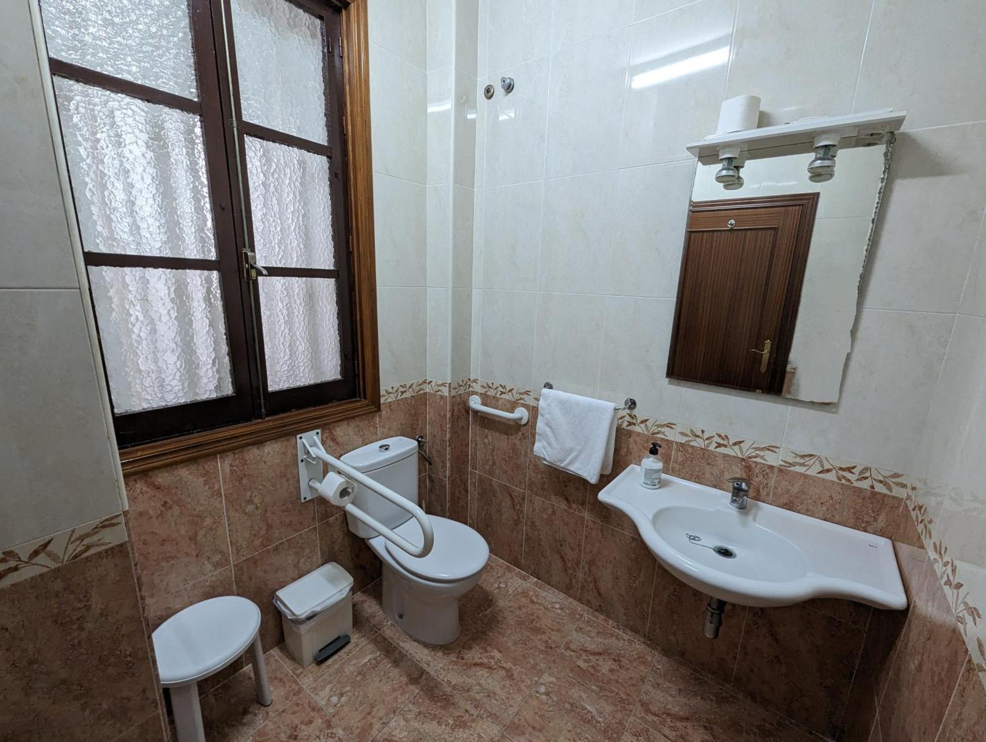 Habitación Triple con baño privado
