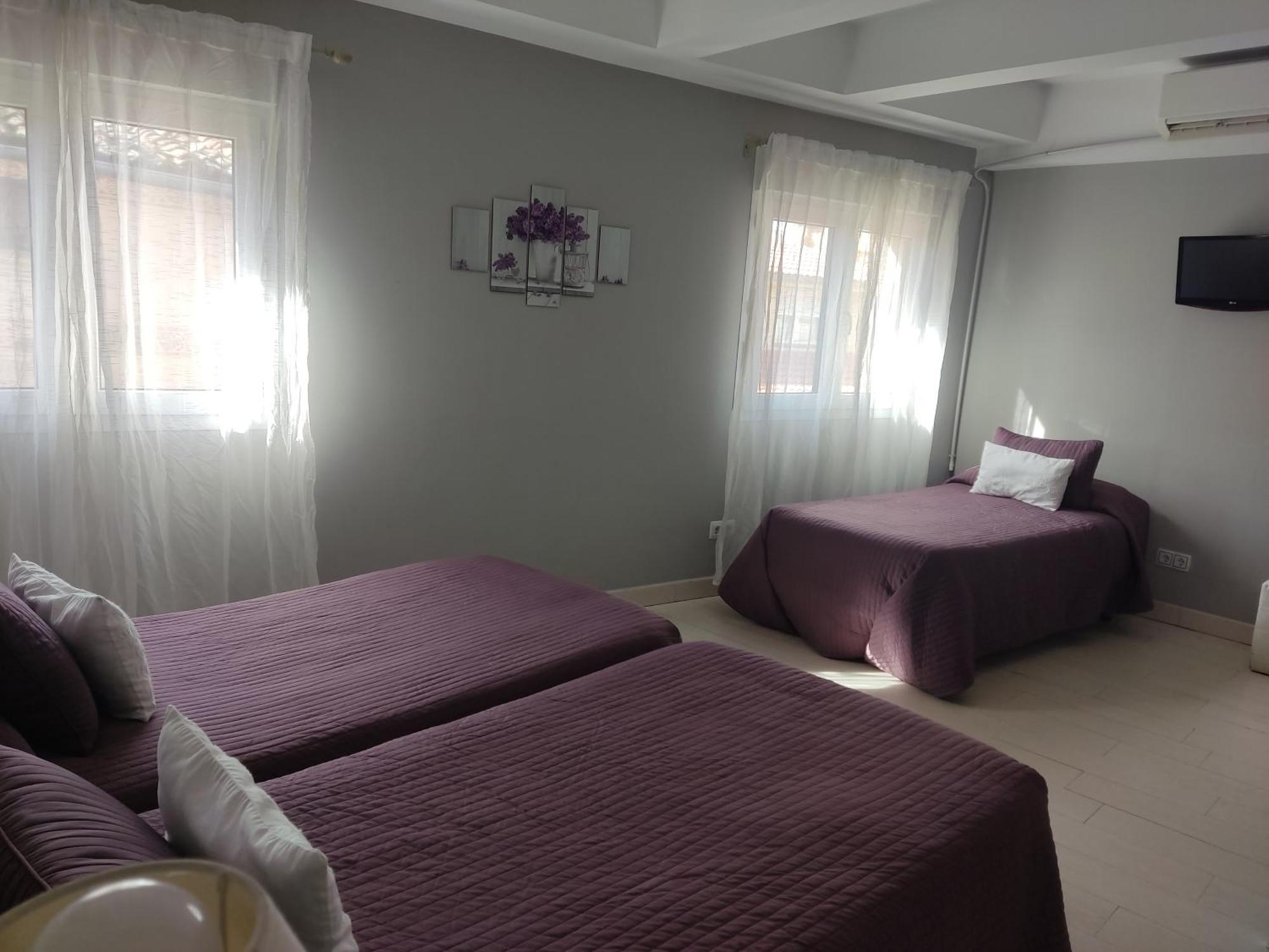 Triple Room,1540800451:JPEG
