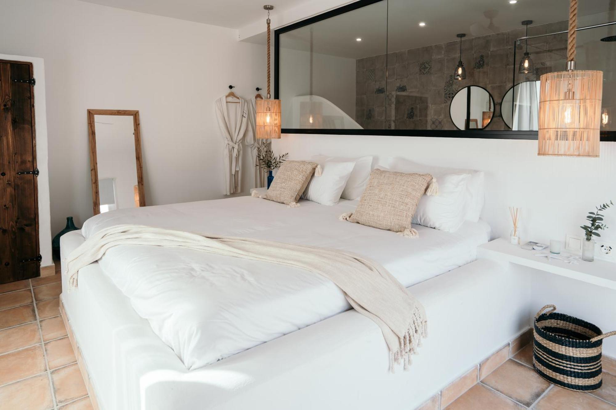 Habitación Doble con balcón y vistas al mar