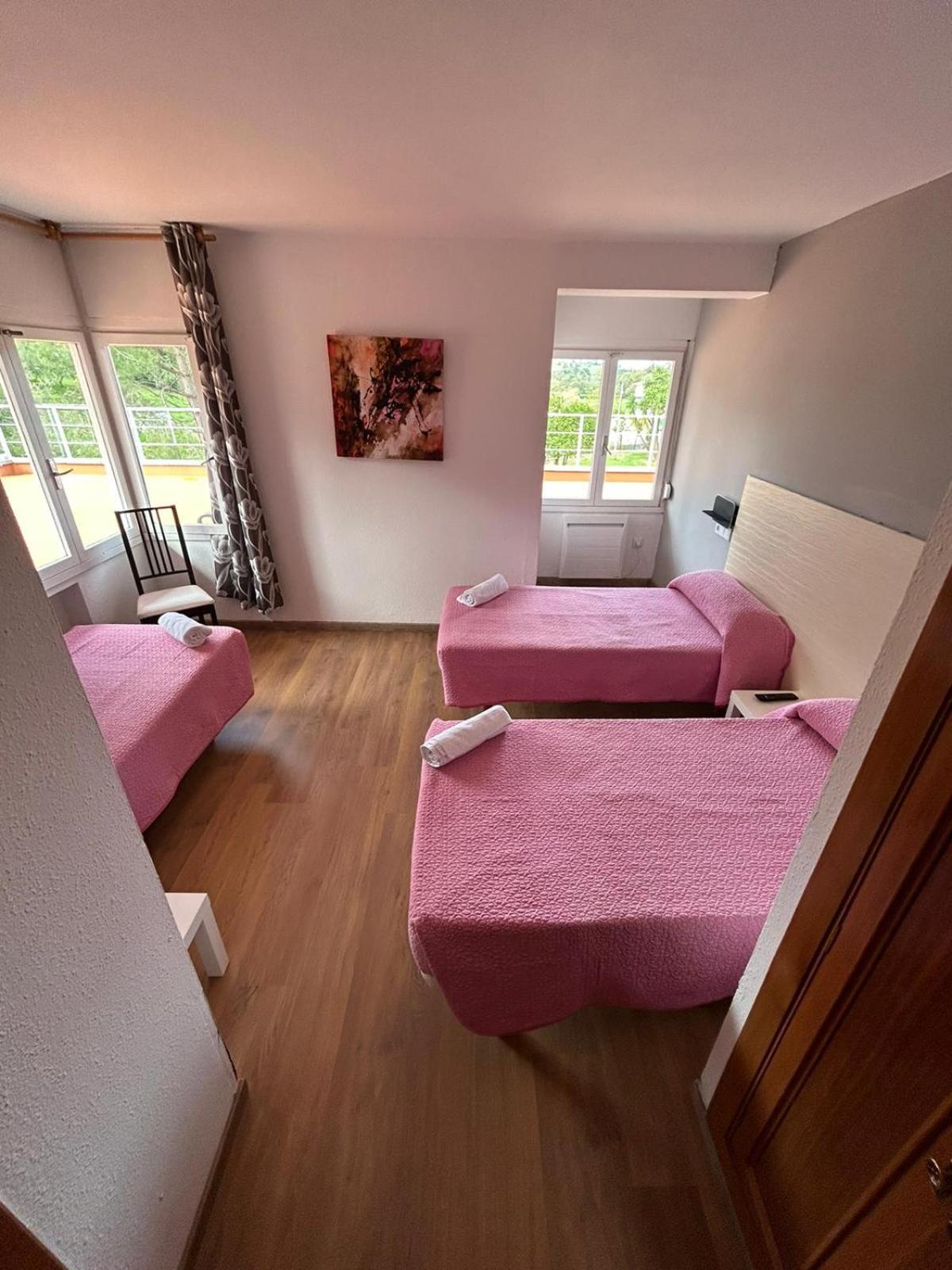 Chambre Triple avec Salle de Bains Privative