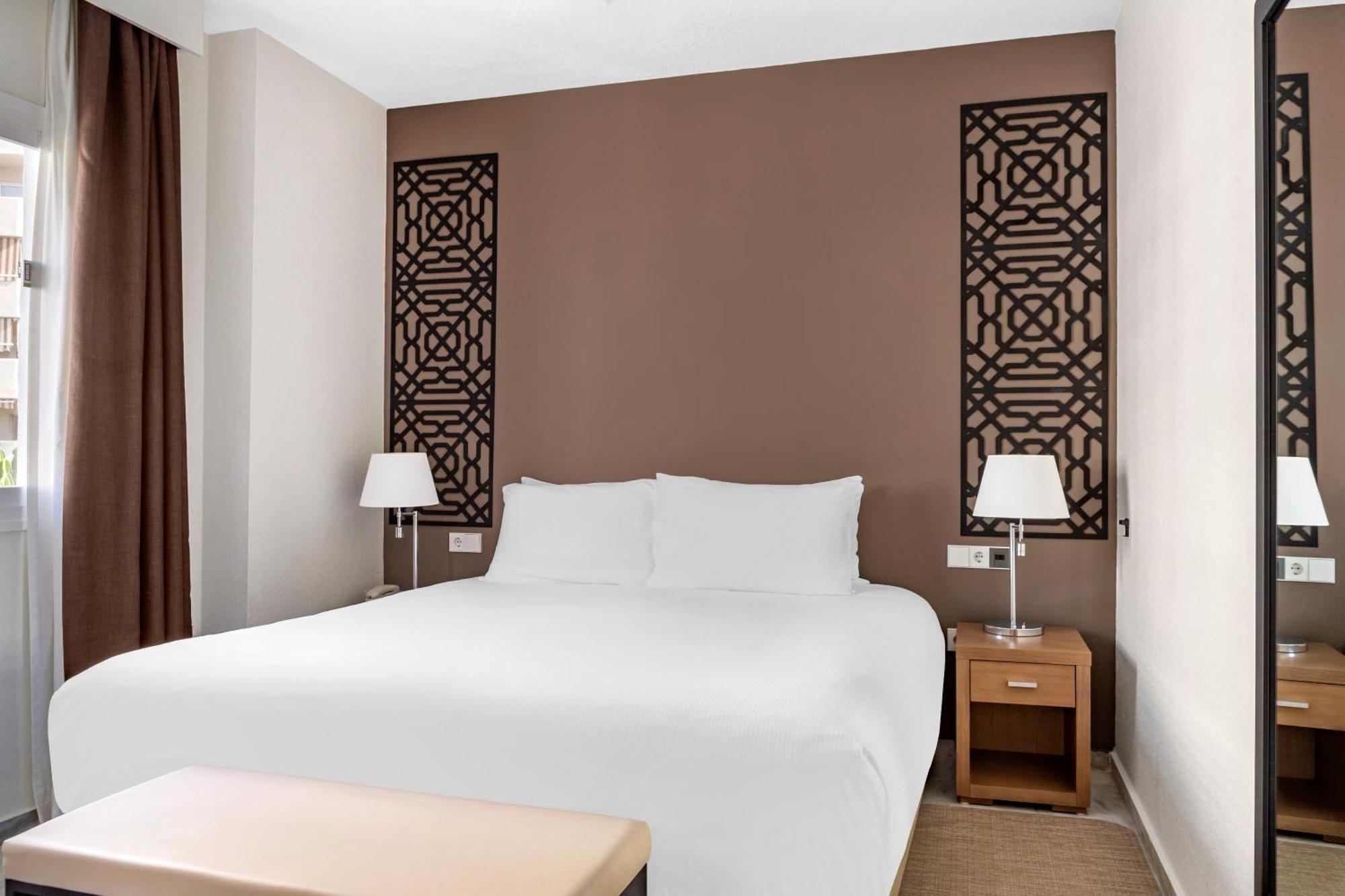 One-Bedroom Apartment,1546990327:JPEG