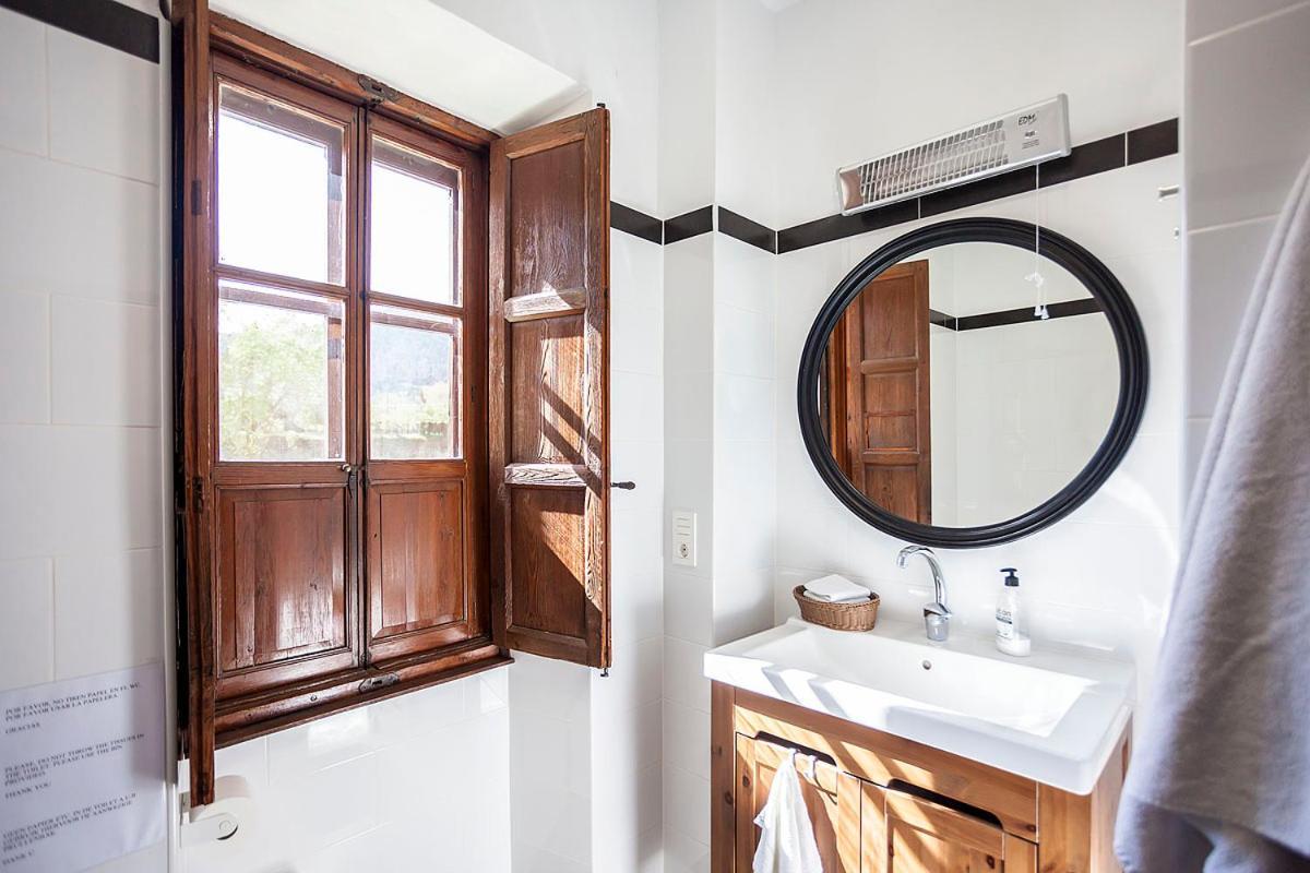 Double Room Private External Bathroom
