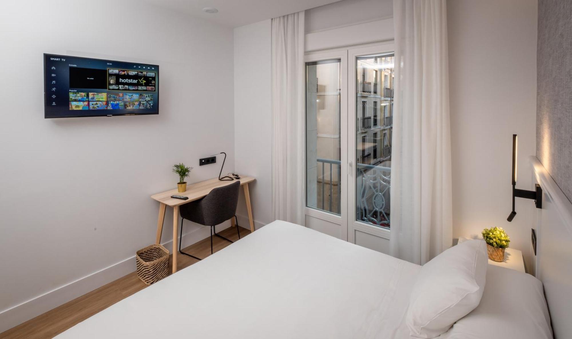 Deluxe Double Room City View