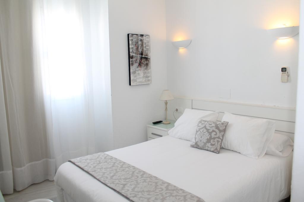 Economy Doppel-/Zweibettzimmer