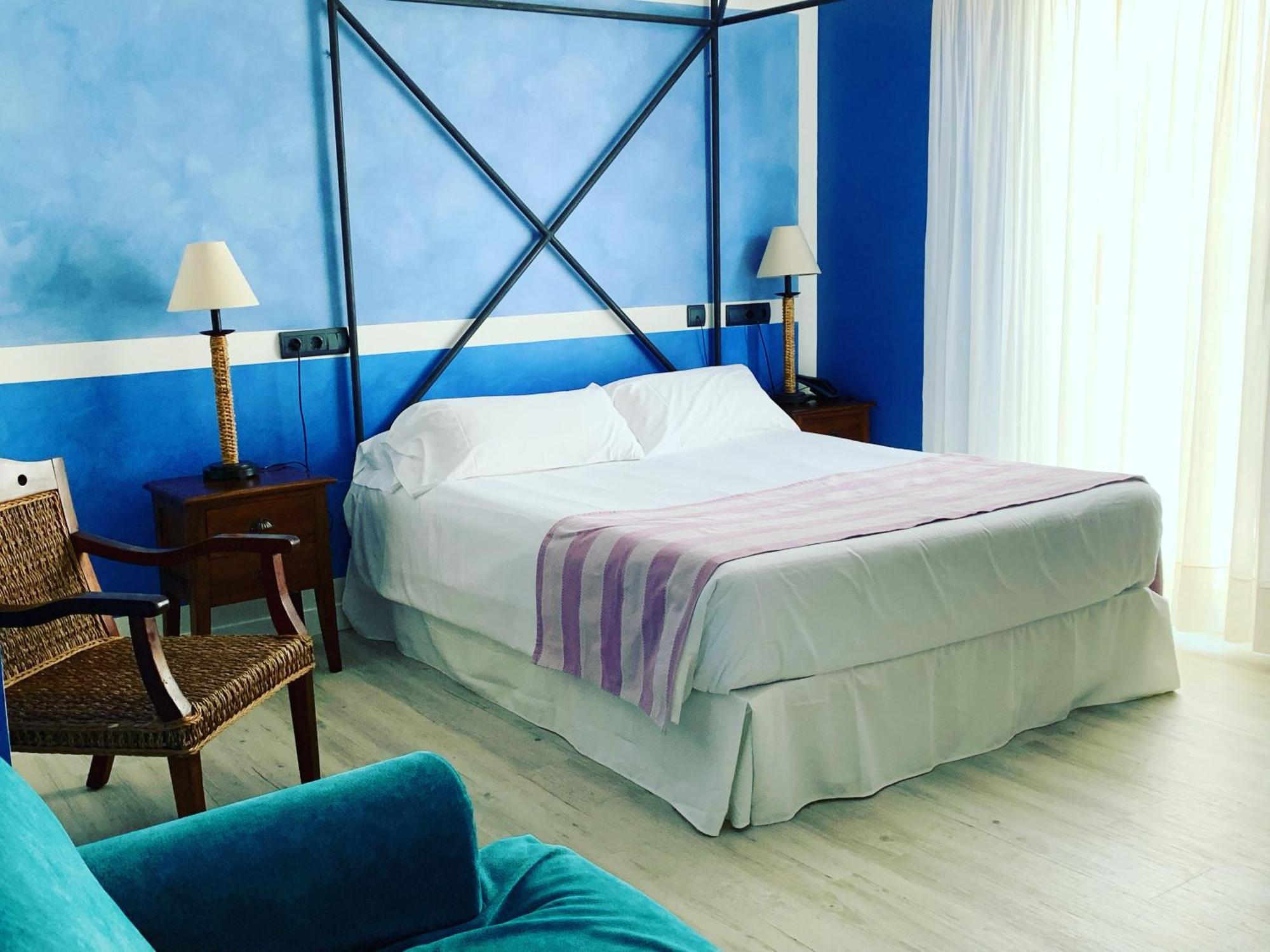 Double Room,828459215:JPEG