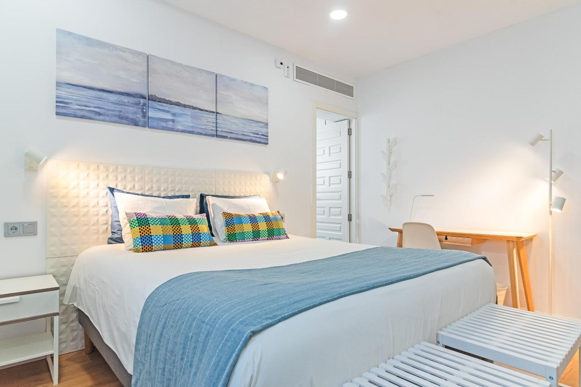 Double Room,1554286888:JPEG