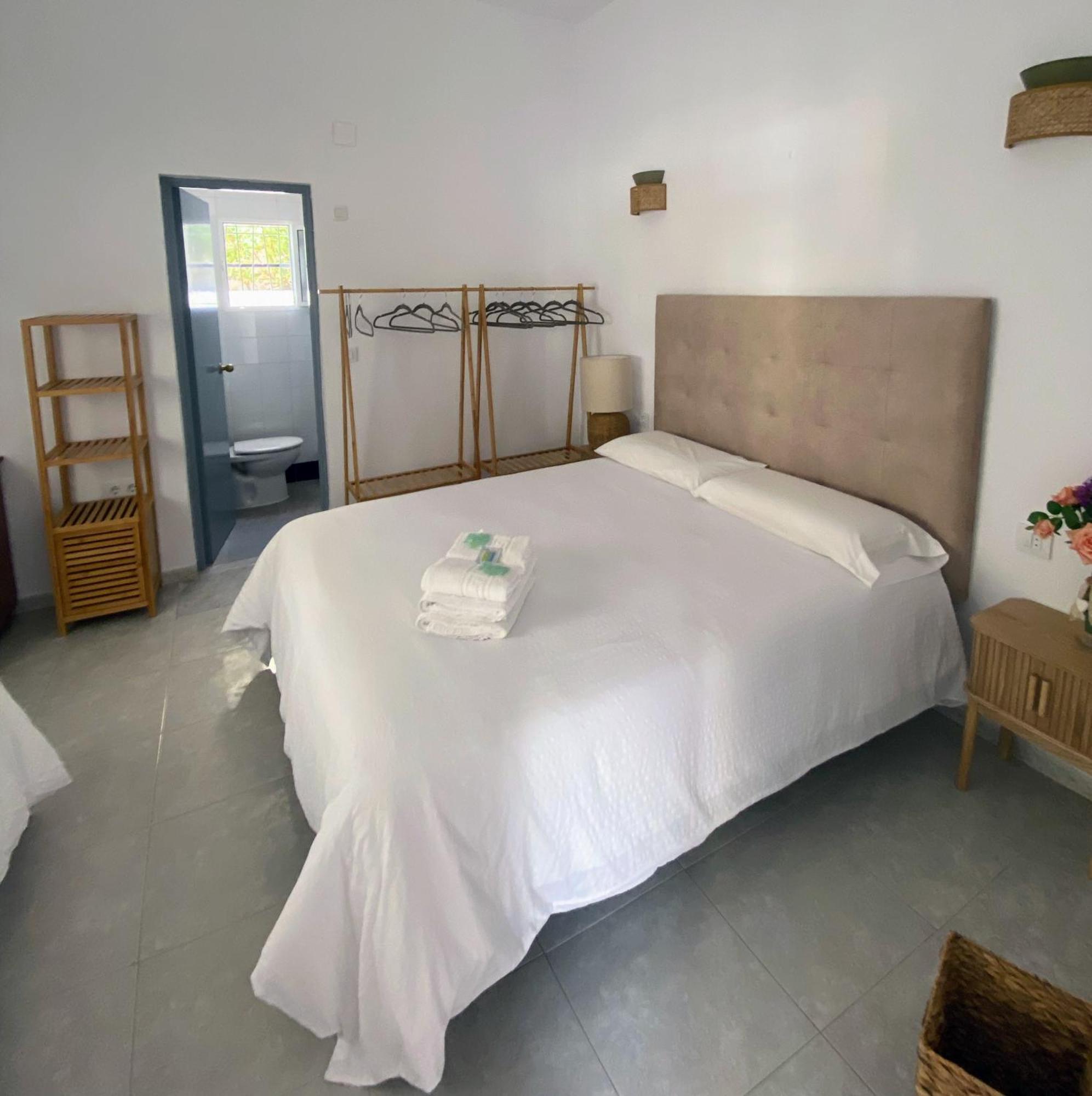 Double Room,1565561017:JPEG