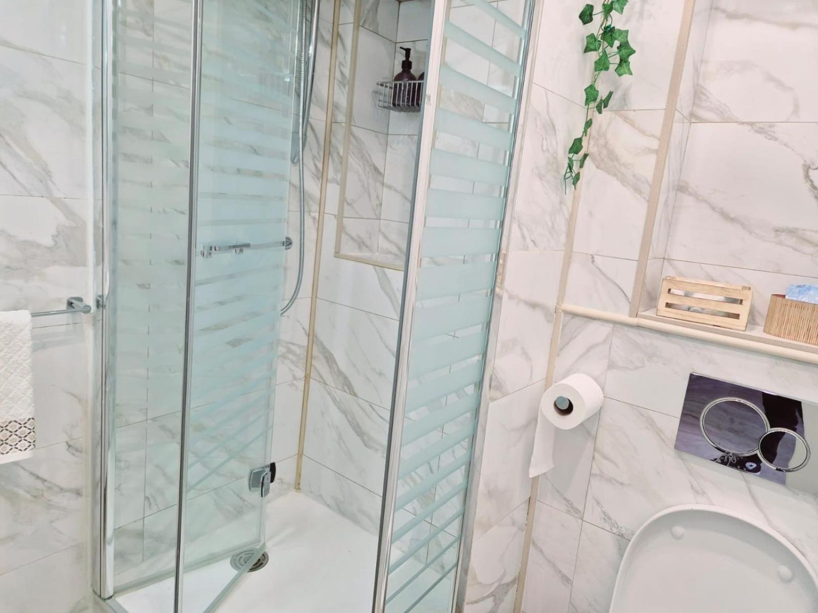 Double Room Private Bathroom,1578599348:JPEG