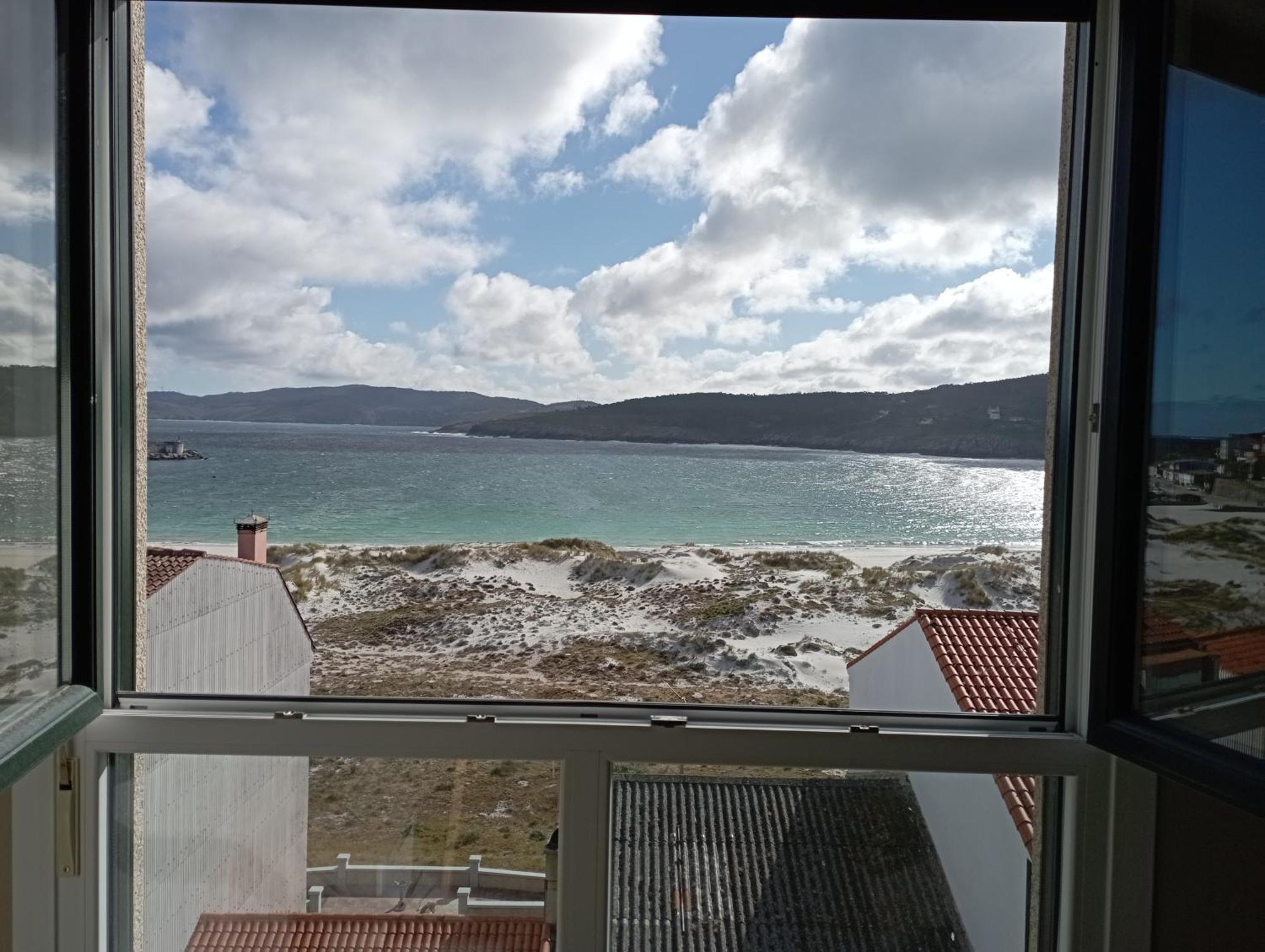 Apartamento de 1 dormitorio con vistas al mar