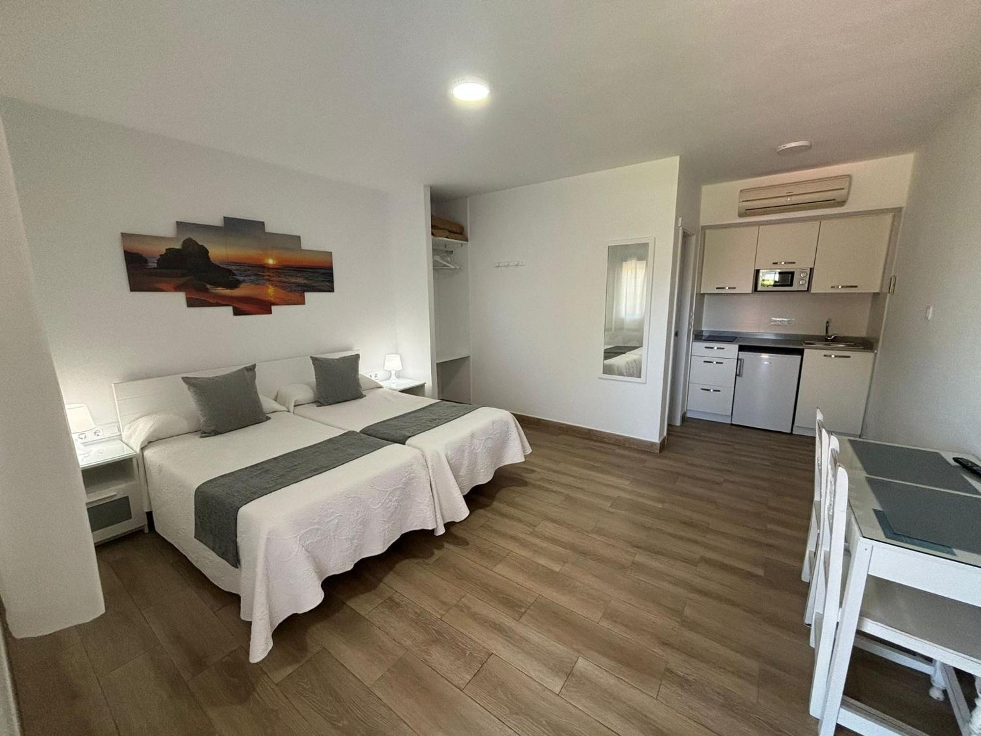 Double Room Kitchen