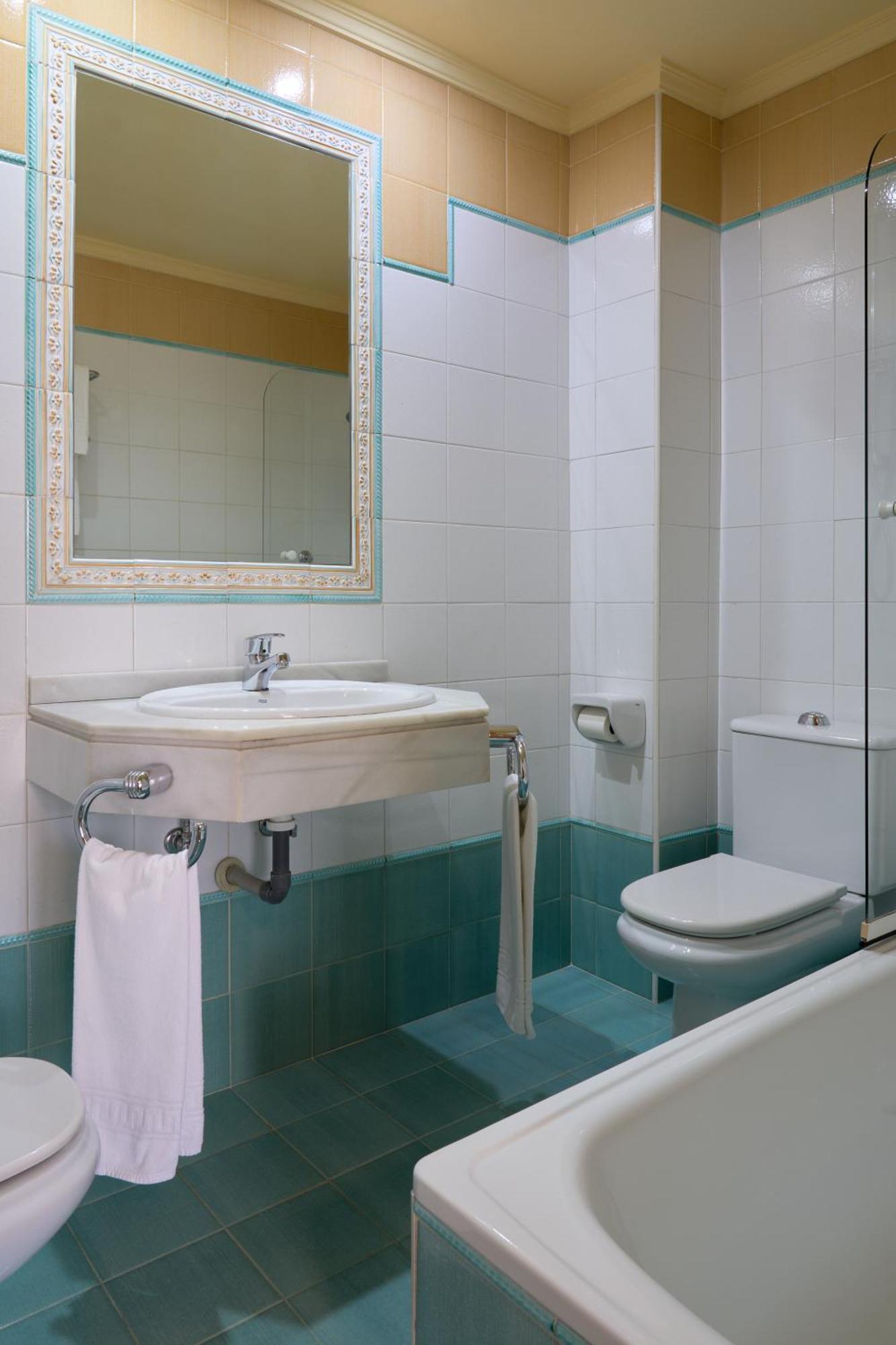 Double or Twin Room Terrace