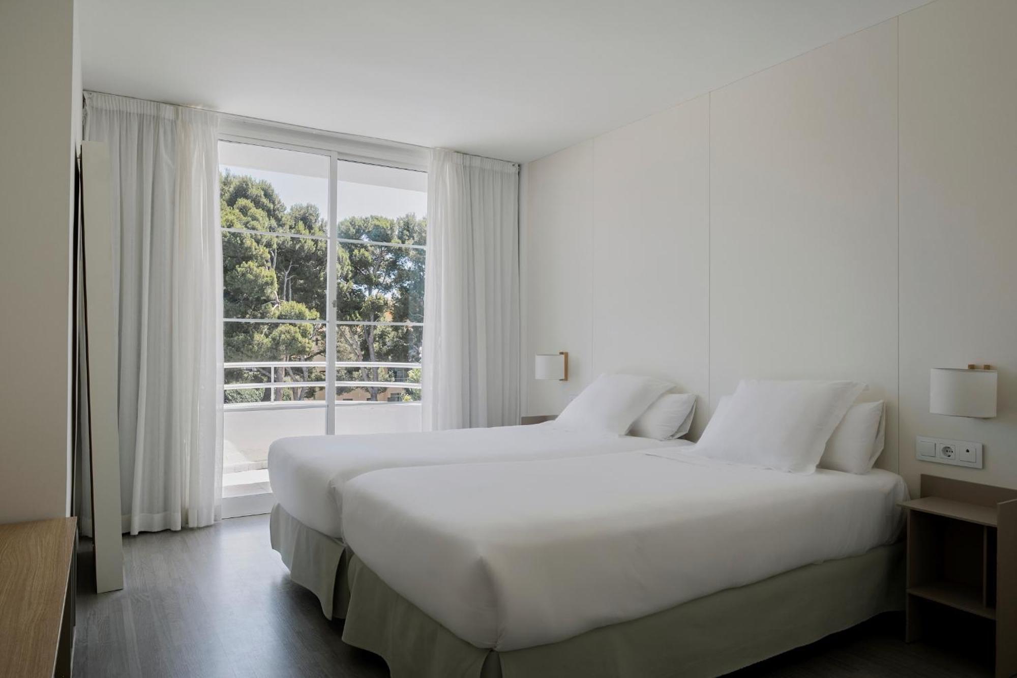 One-Bedroom Apartment,1588116948:JPEG