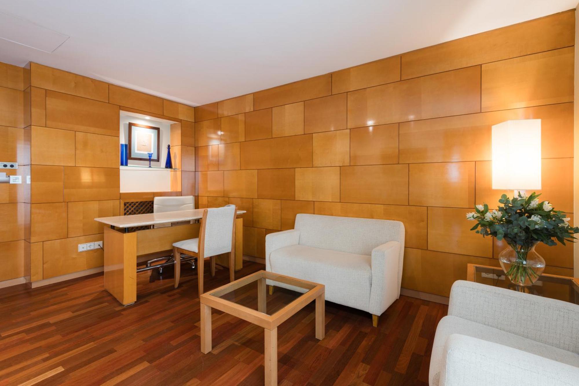 Junior Suite,1593639763:JPEG