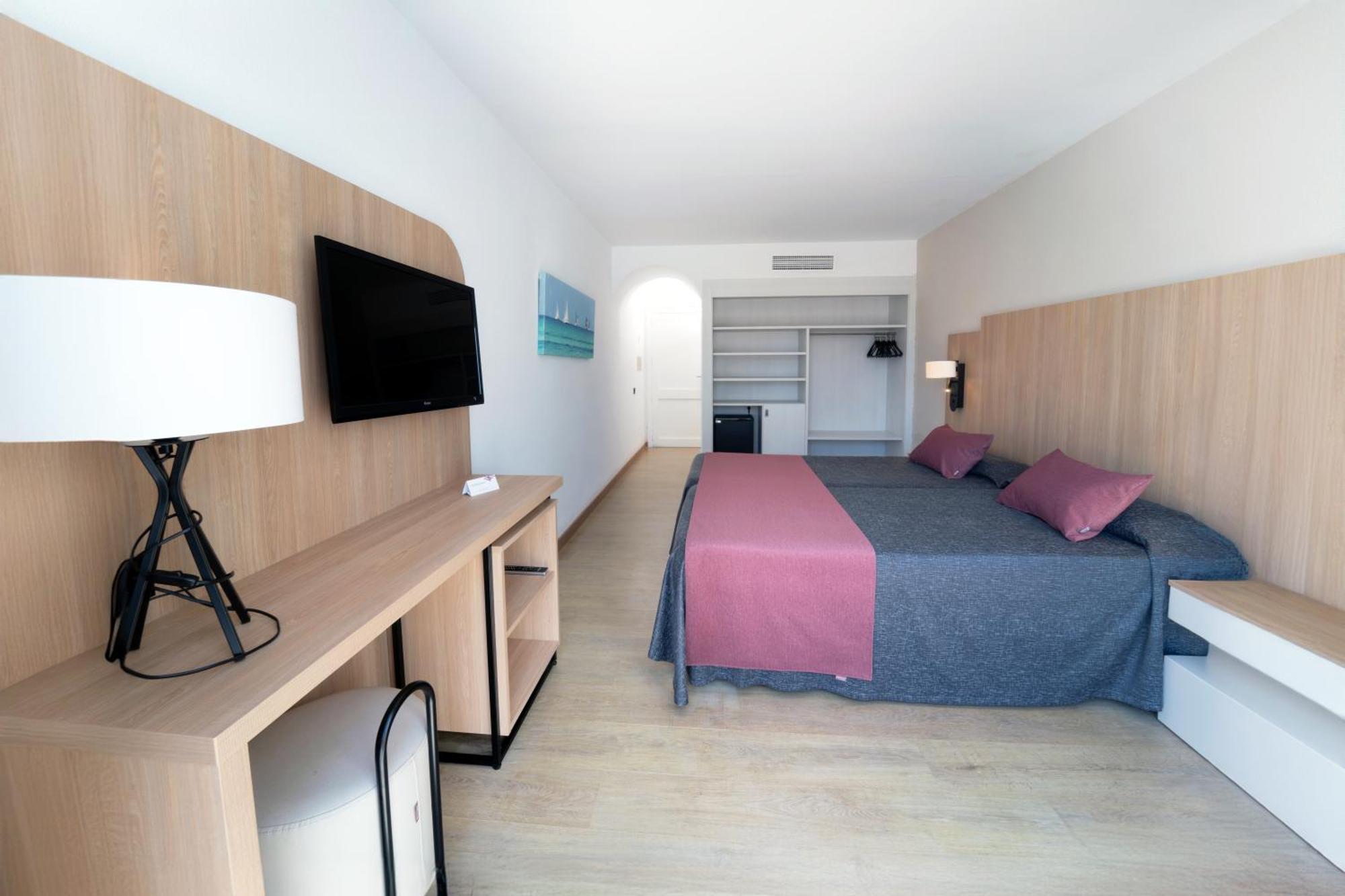 Double or Twin Room,1594670082:JPEG