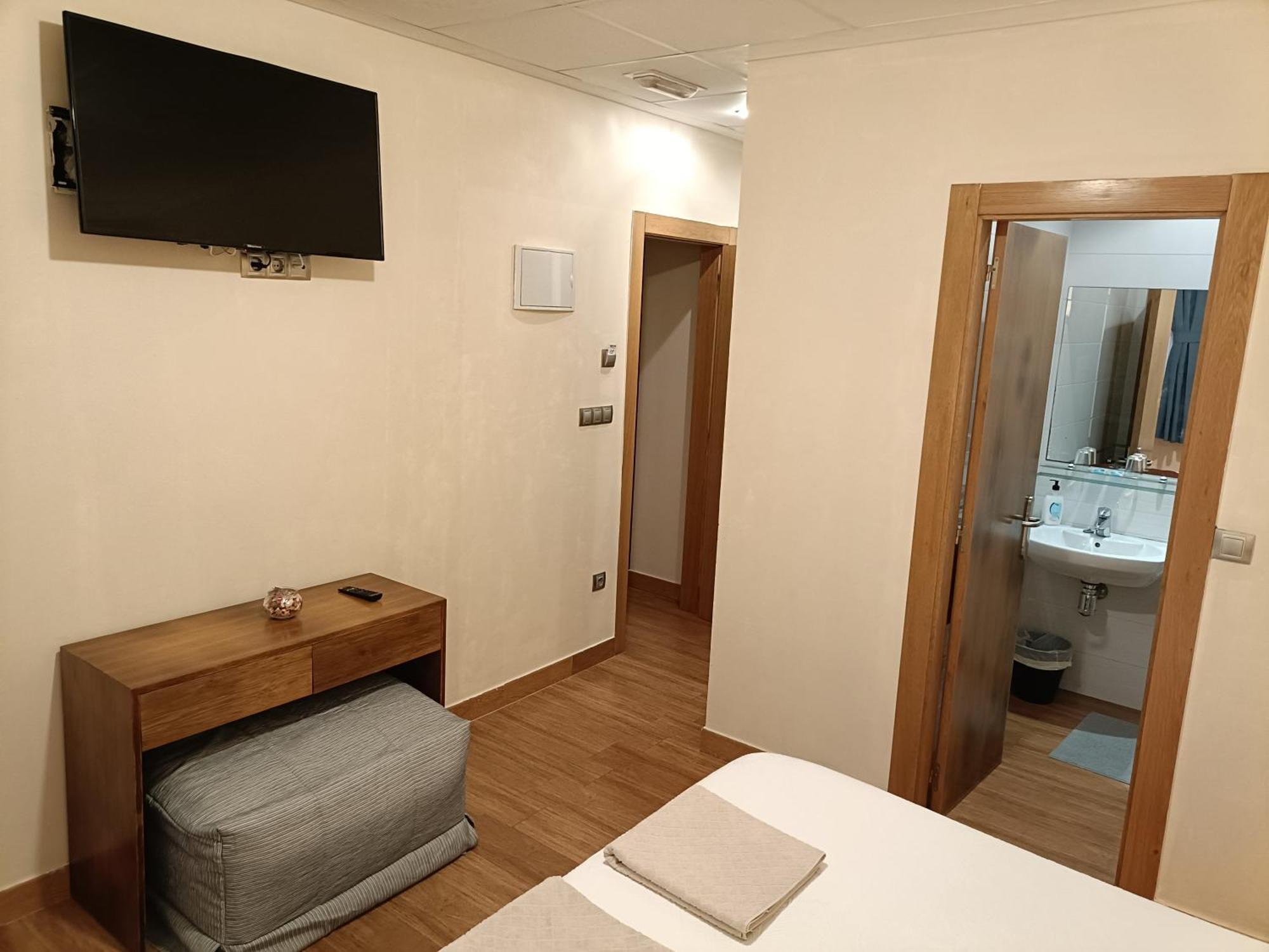 Economy Double Room