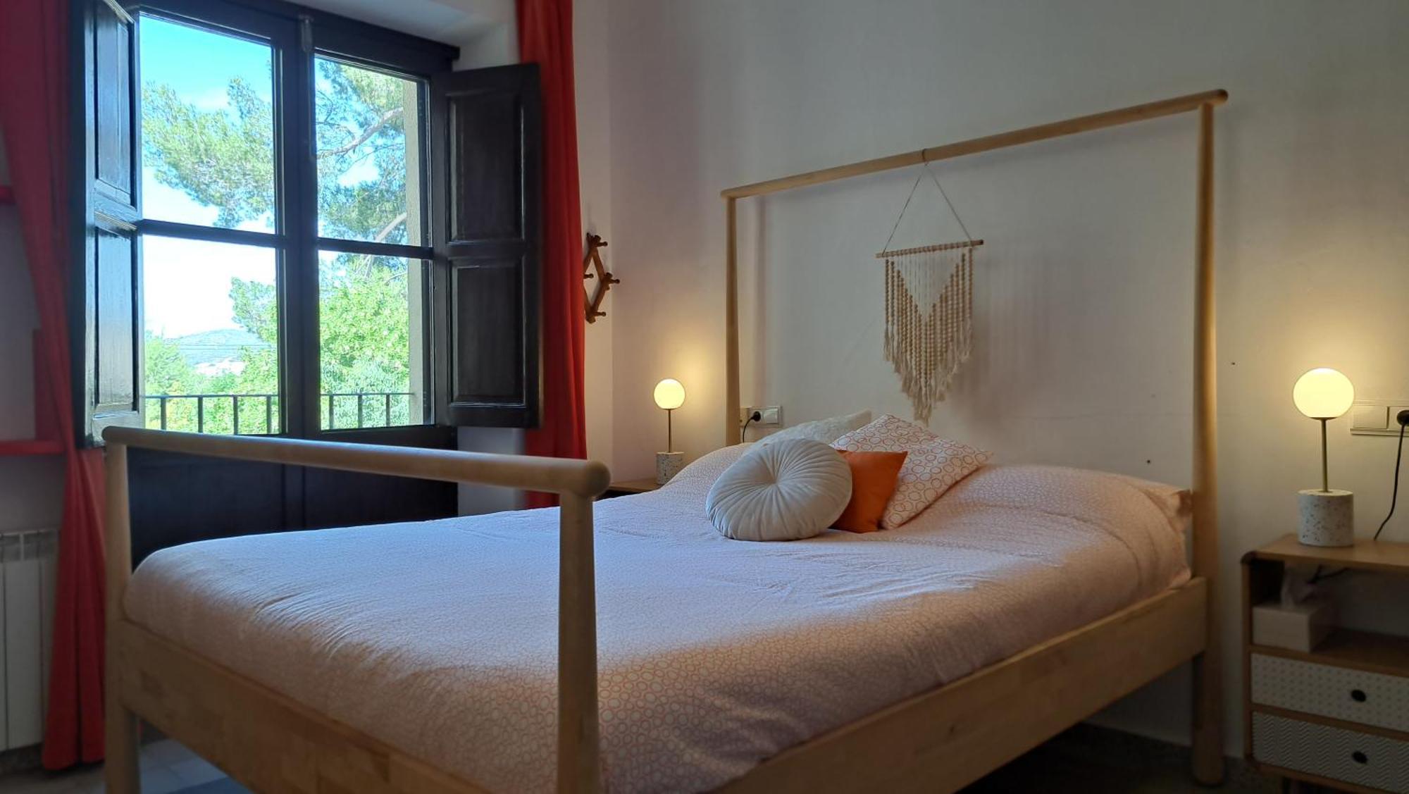 Double Room Private External Bathroom