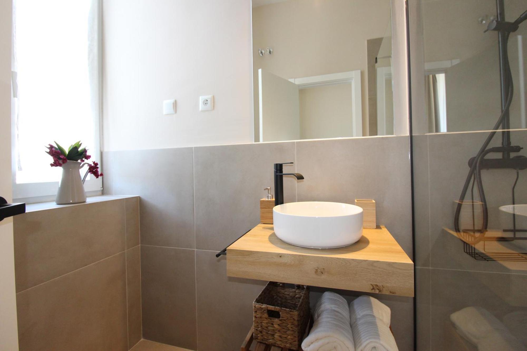 Double Room with Private Bathroom,1596689288:JPEG