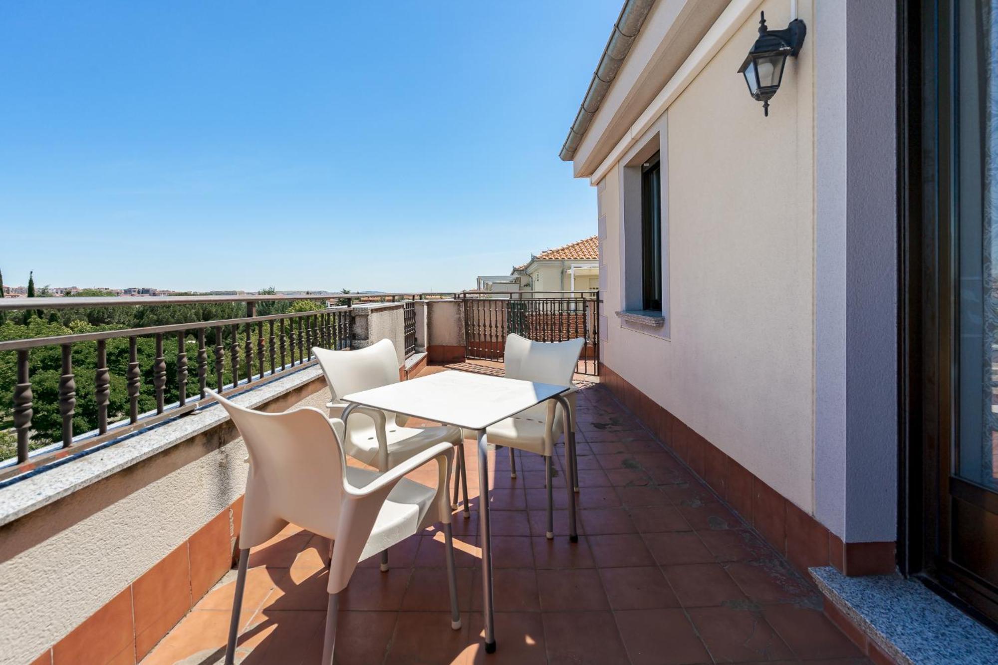 Triple Room Terrace
