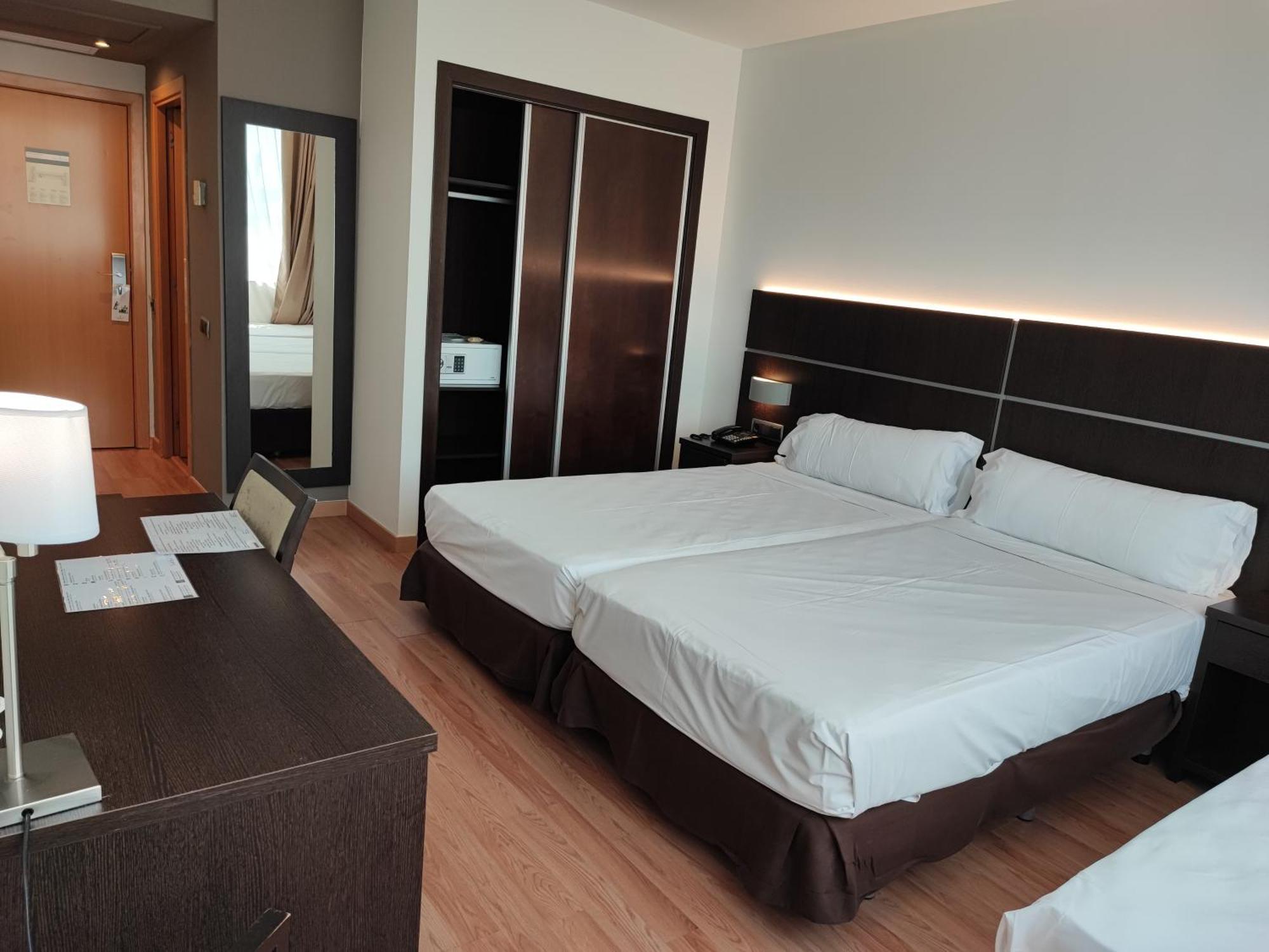 Dreibettzimmer