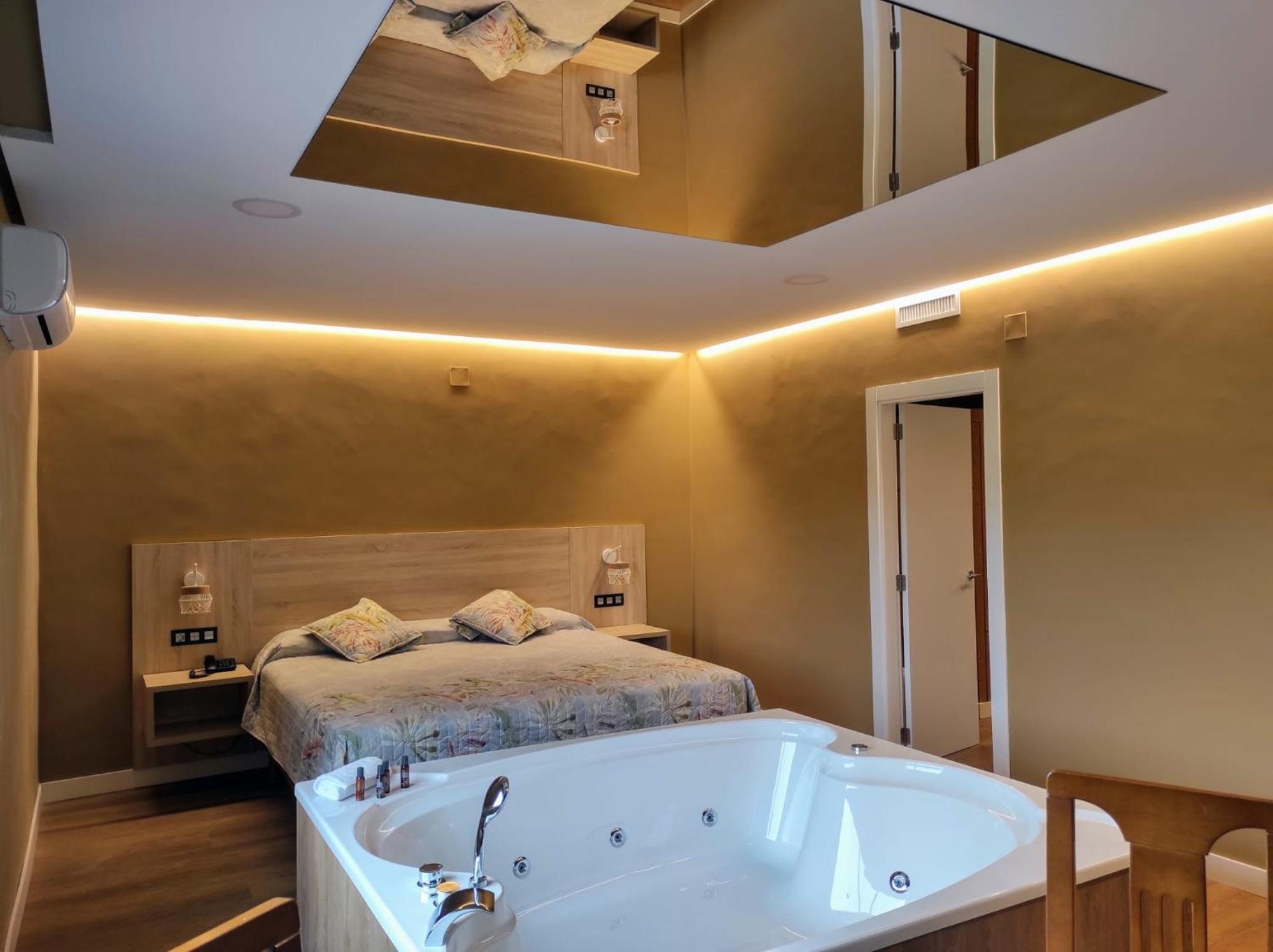 Suite Deluxe con bañera de hidromasaje