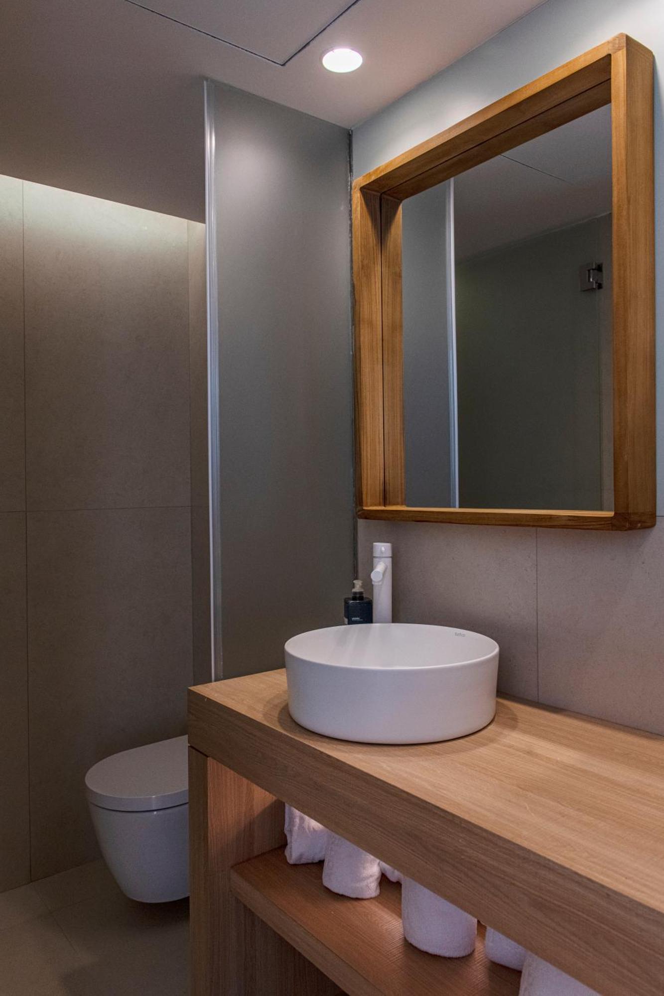 Family Room,1604076088:JPEG