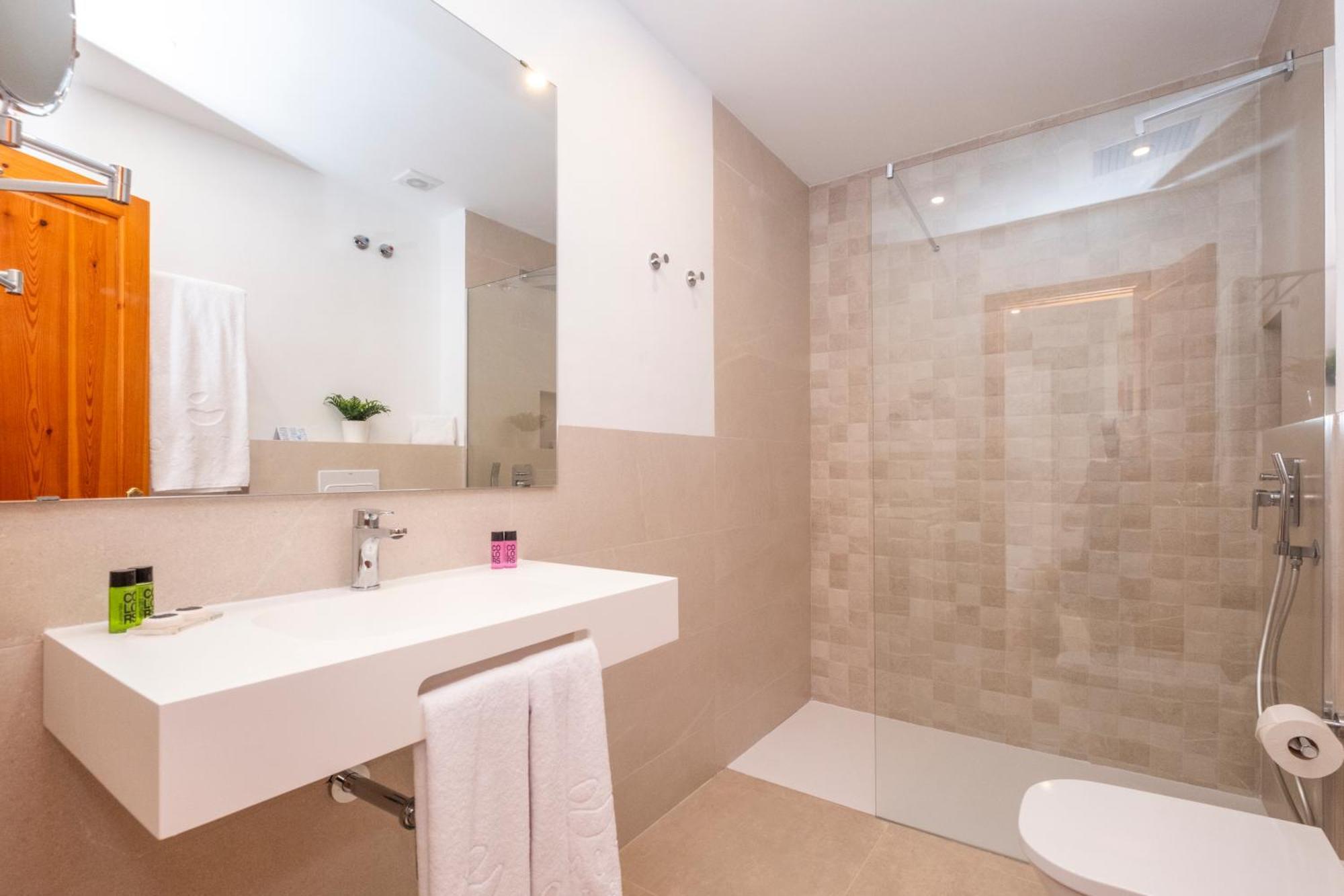 Apartamento de 1 dormitorio con jardín