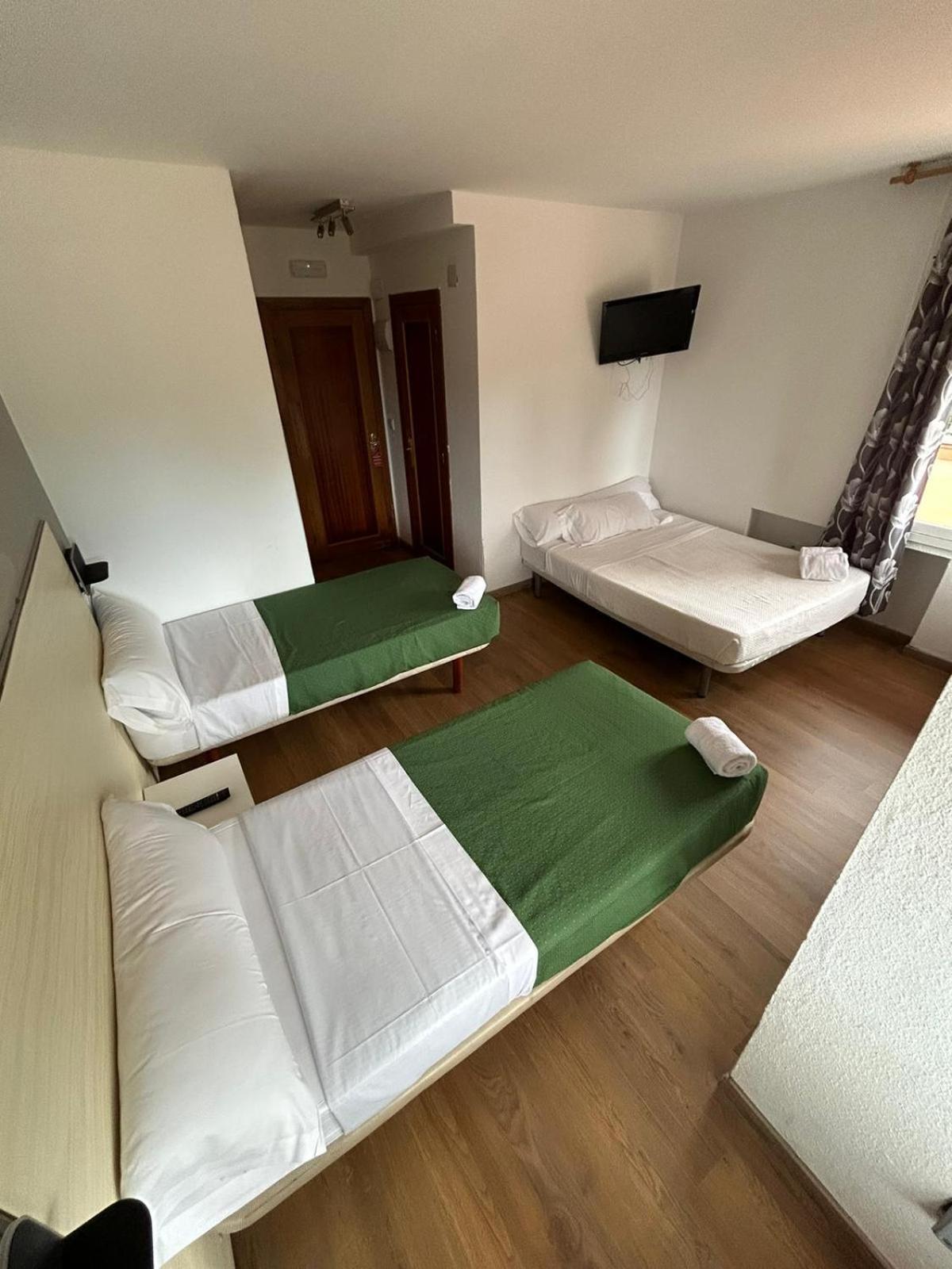 Chambre Familiale - Vue sur Jardin