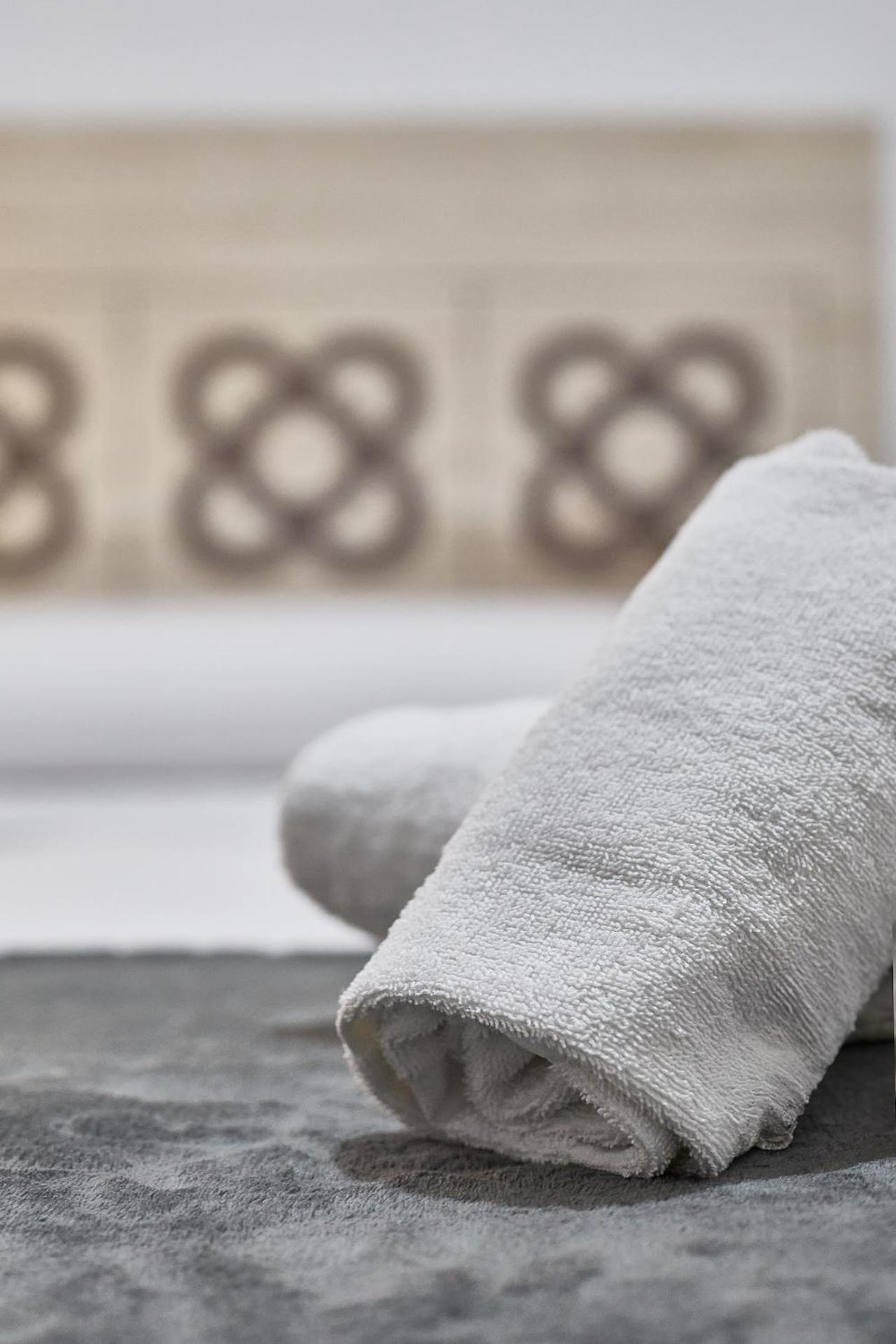 Double Room,1611077292:JPEG