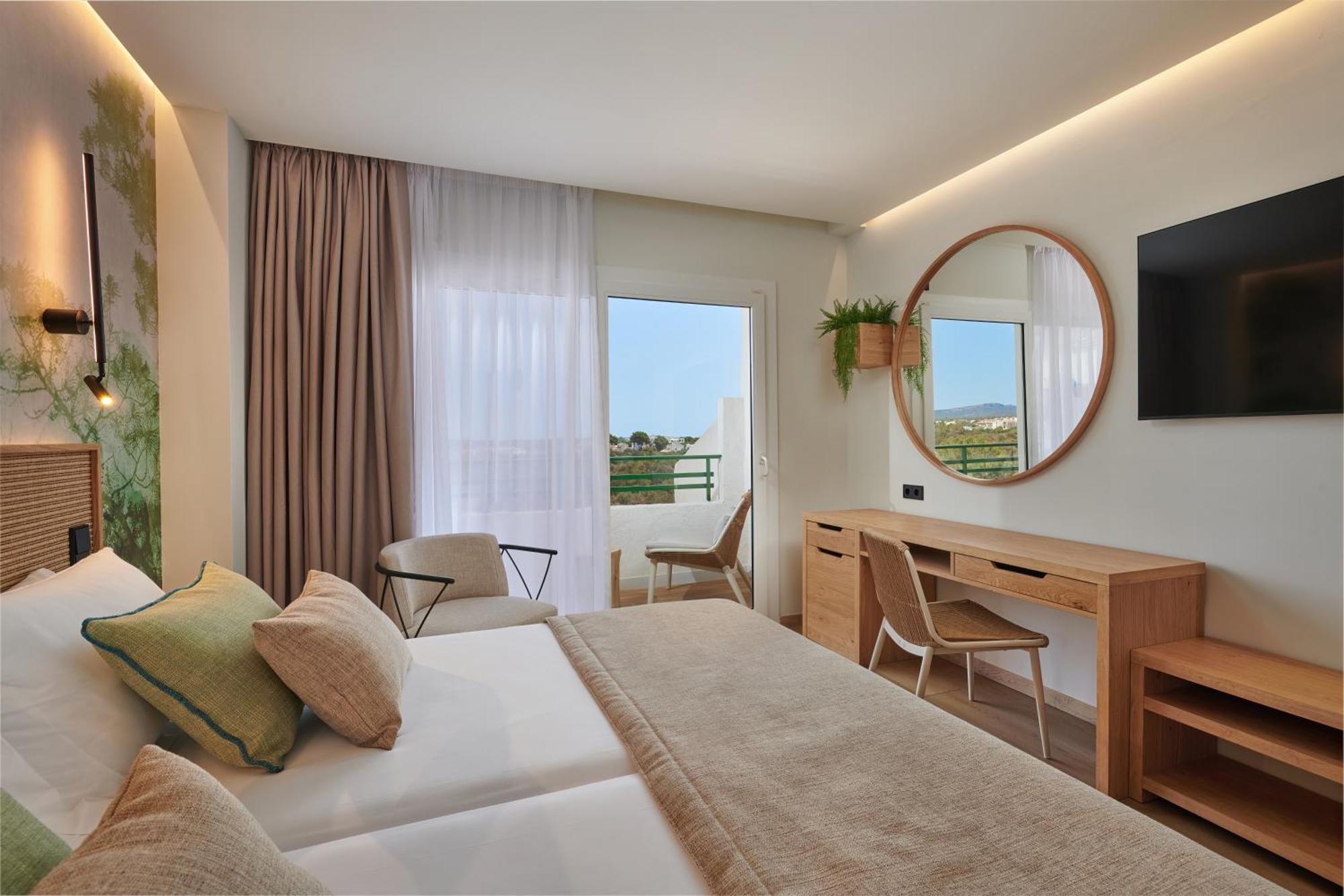 Doppelzimmer mit seitlichem Meerblick