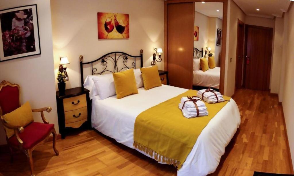 Double Room Private Bathroom