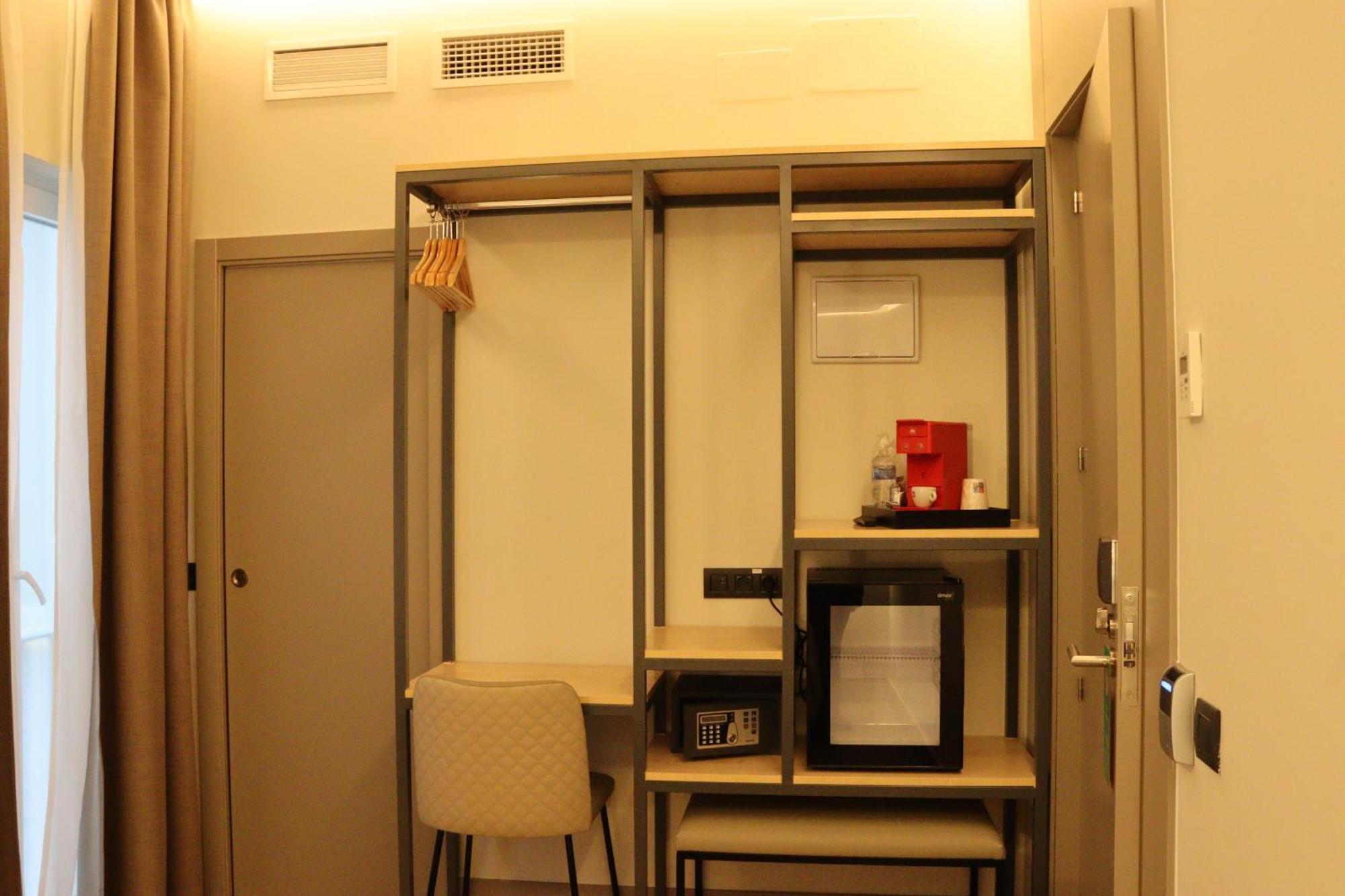 Double Room Private Bathroom