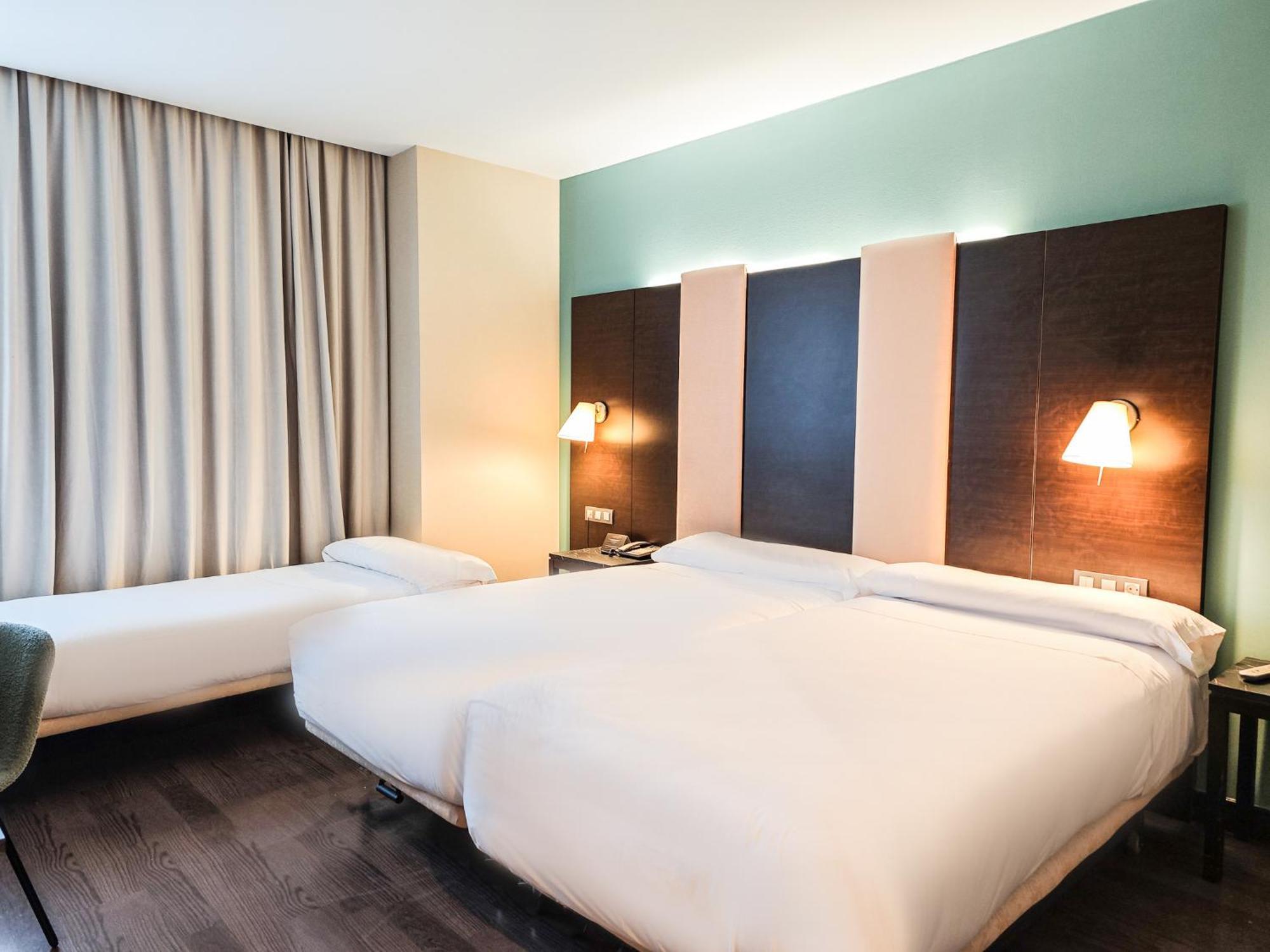 Habitación Doble con cama supletoria