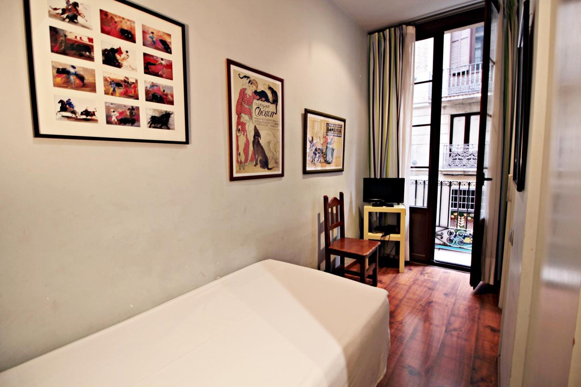 Single Room with Balcony,1627219989:JPEG