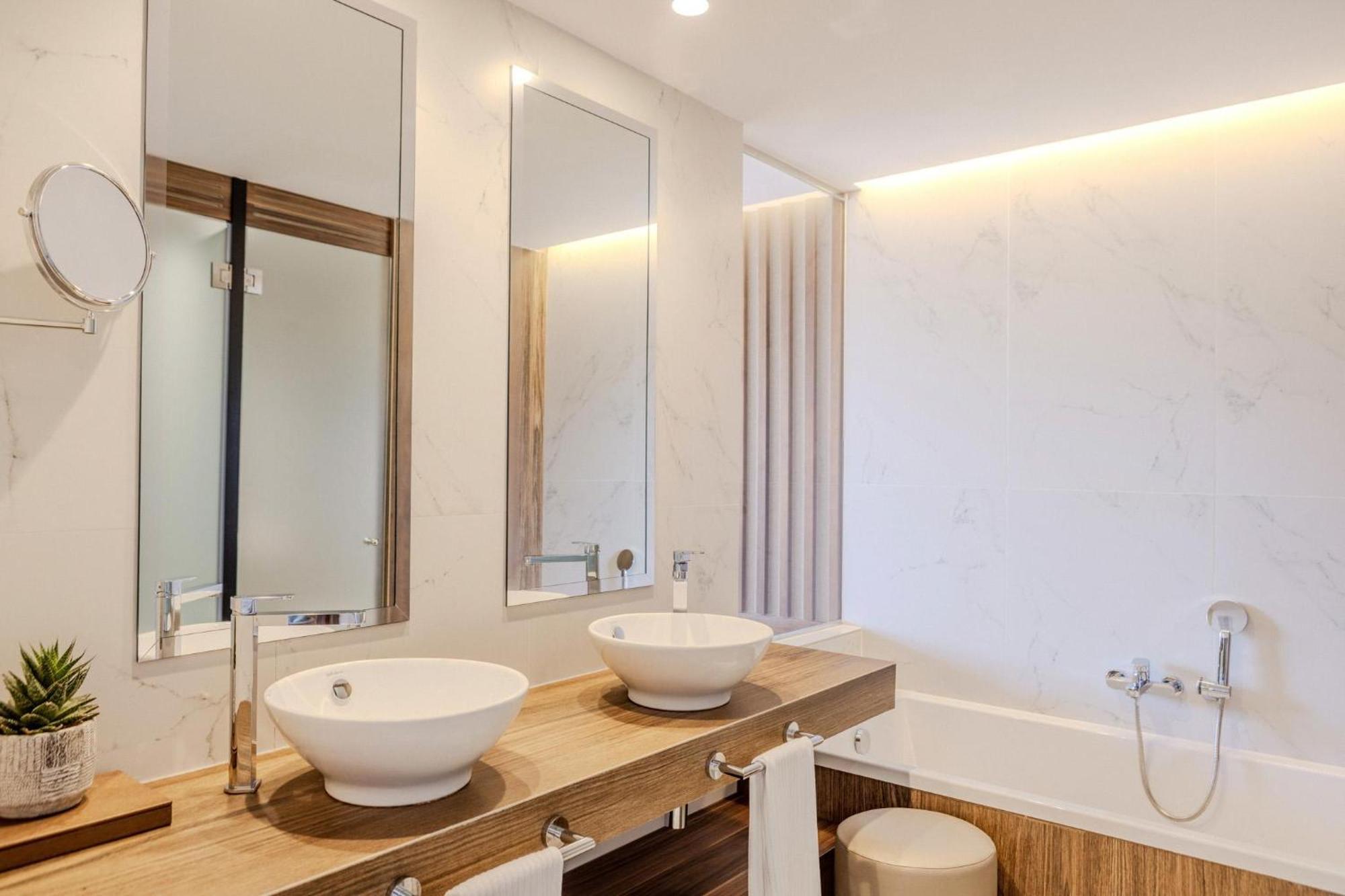Junior Suite mit direktem Zugang zum Pool