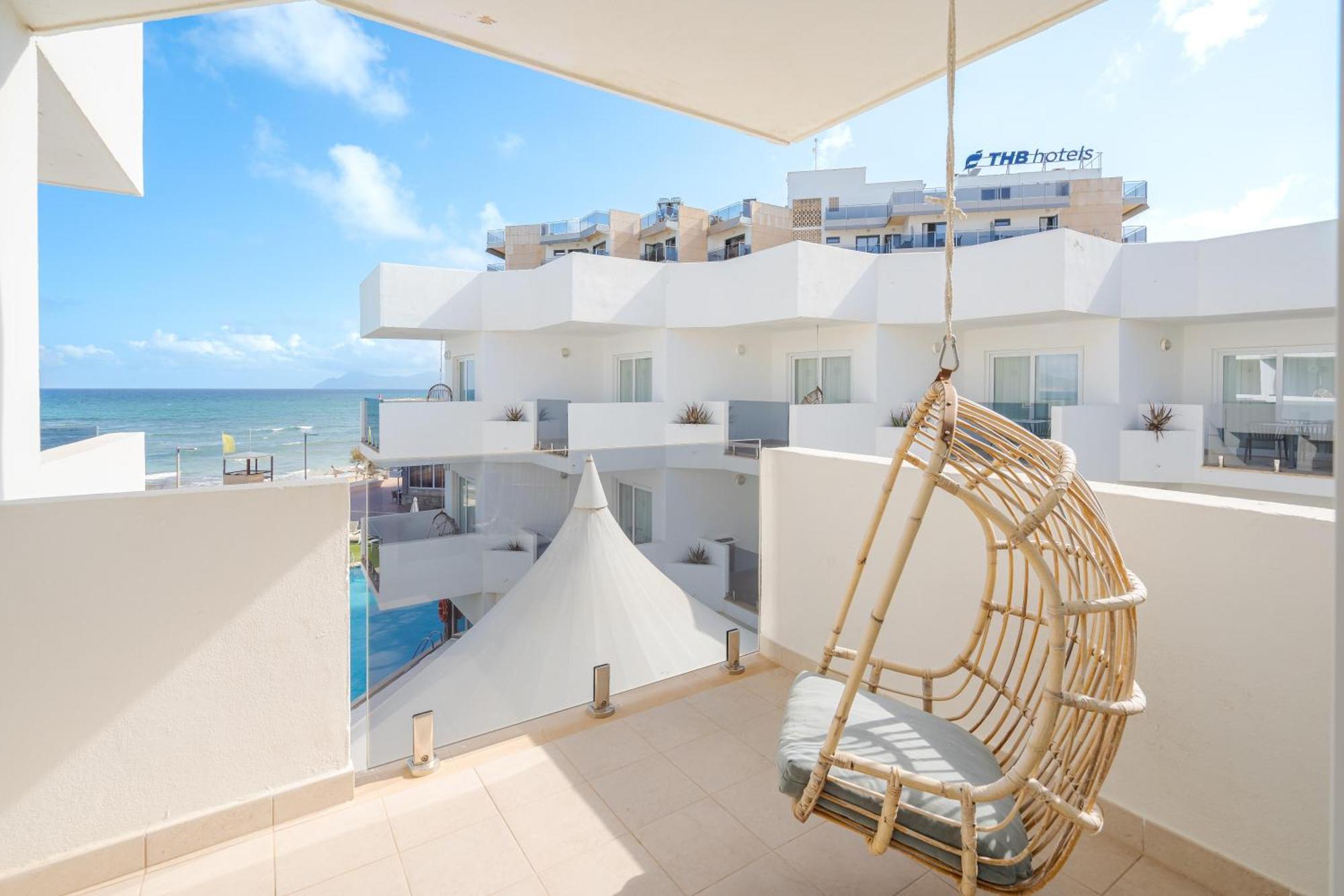 Appartement avec Balcon (2 Adultes + 2 Enfants)