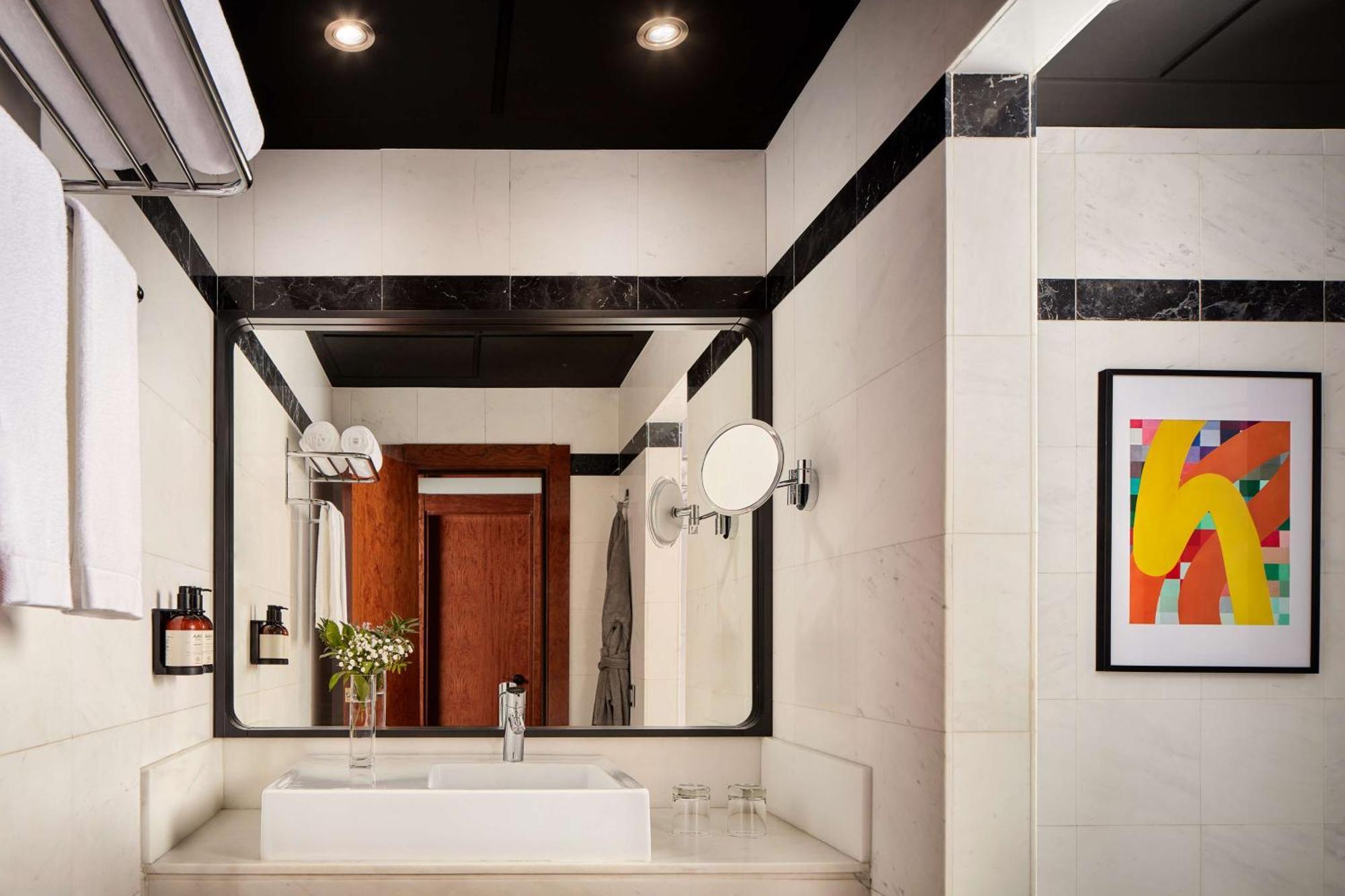 Avani Superior Room