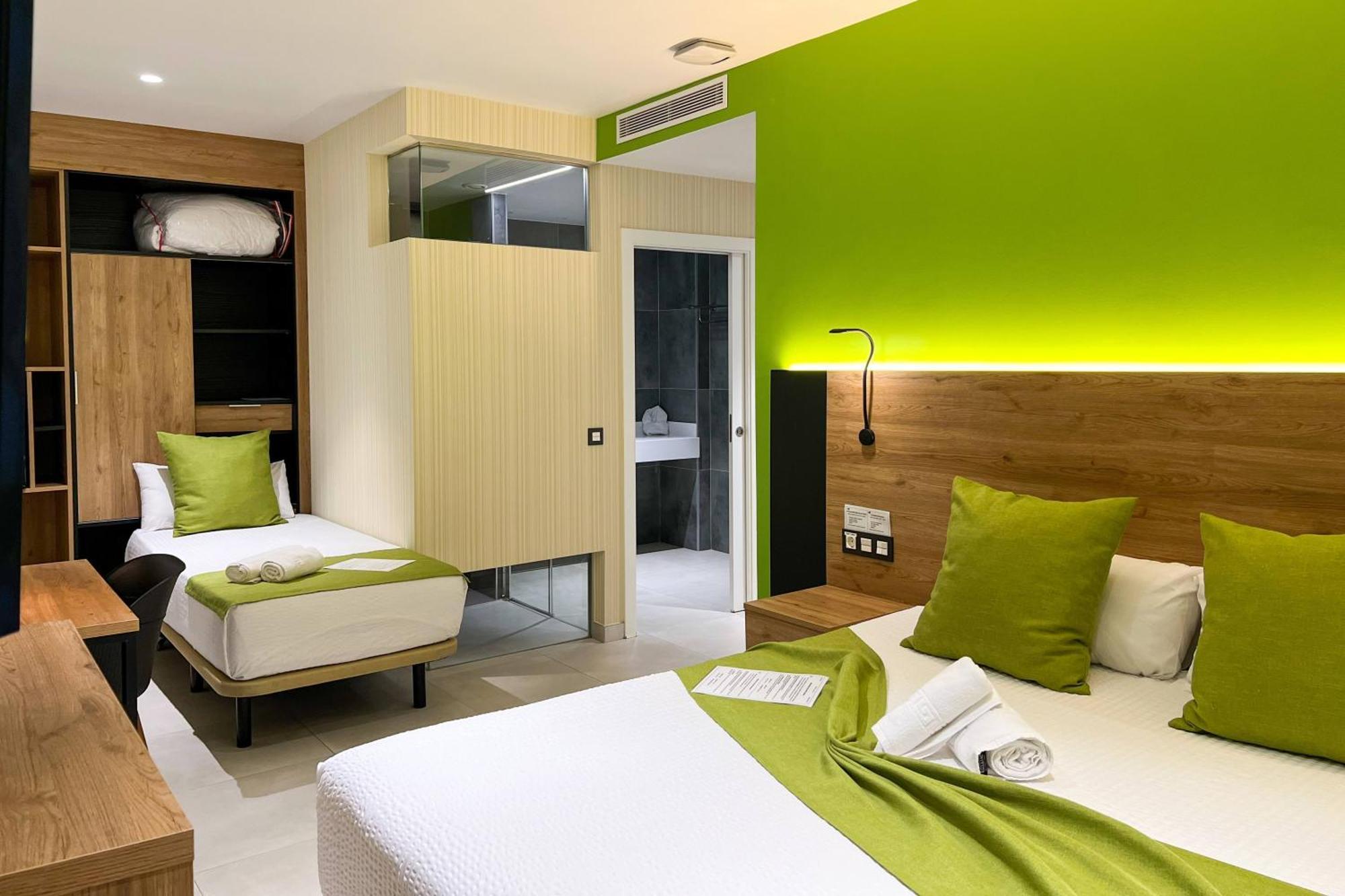 Dreibettzimmer