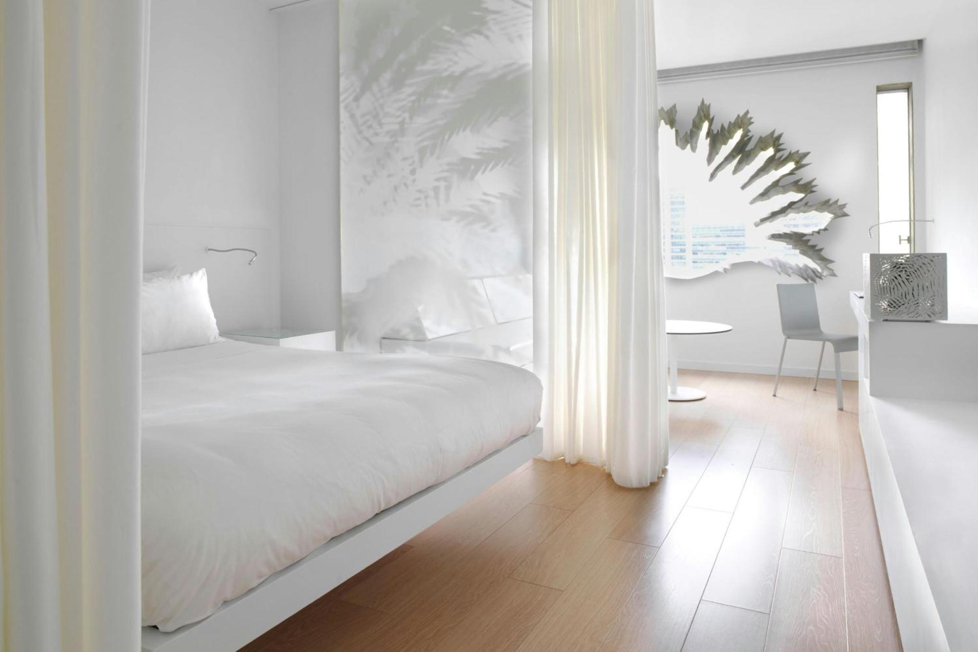 Premium King Room Sofa Bed City View