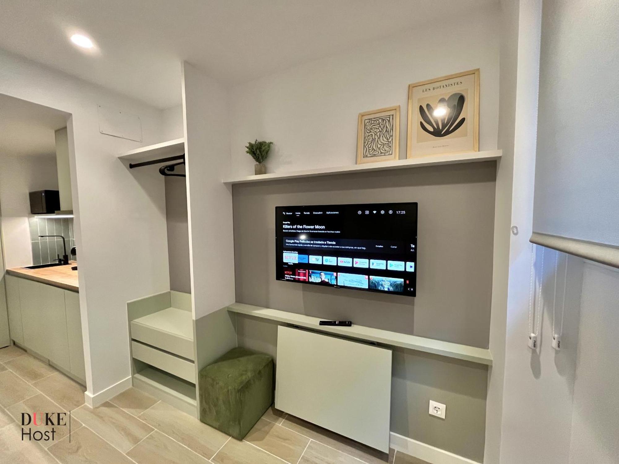 Studio Superior