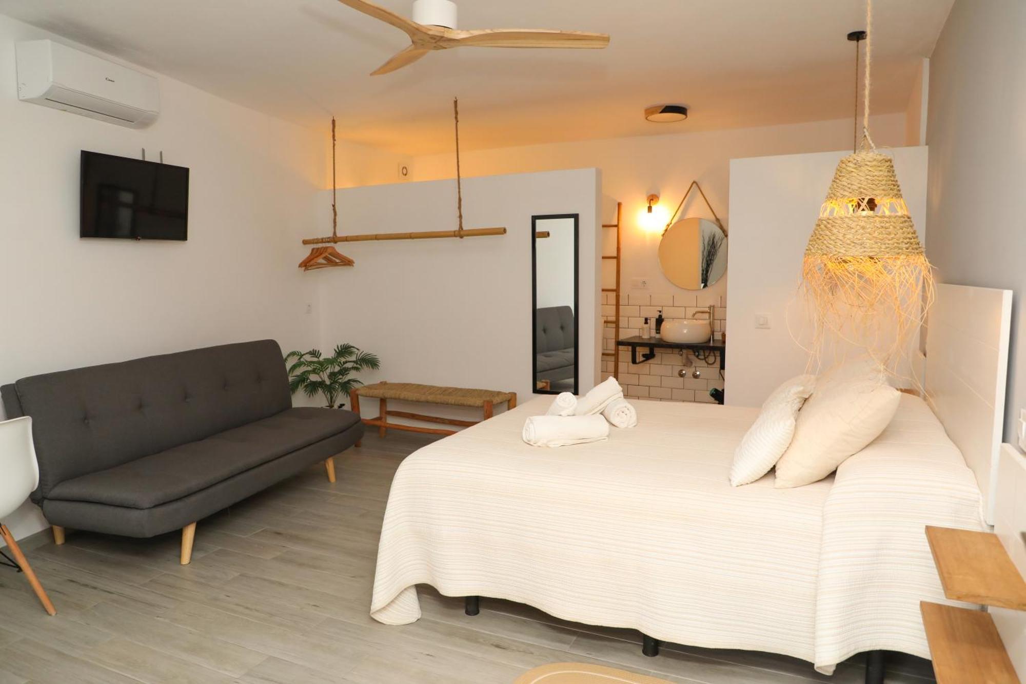 Triple Room Terrace