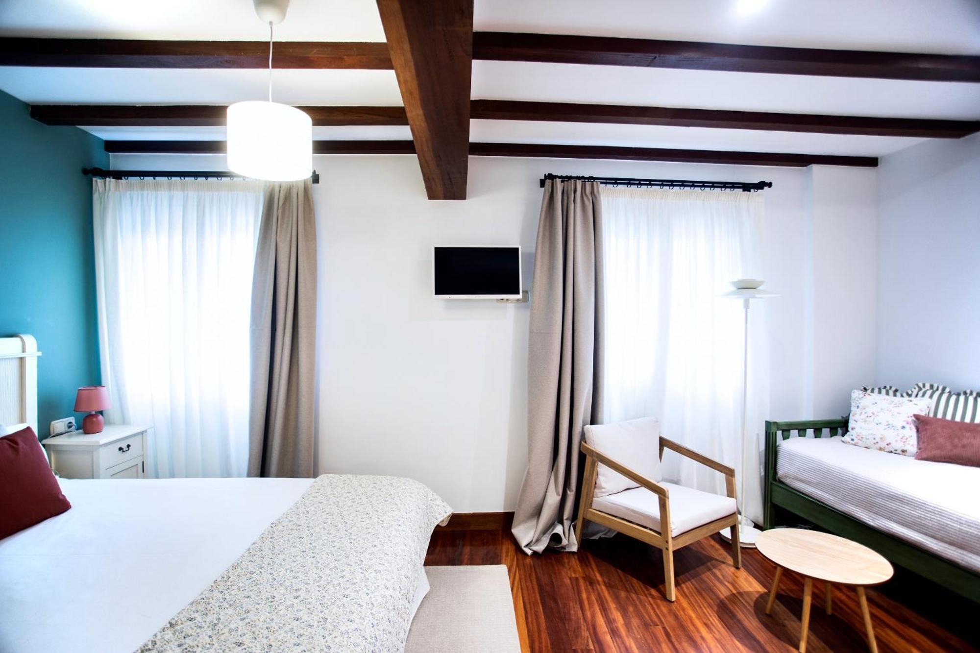 Double Room Mountain View