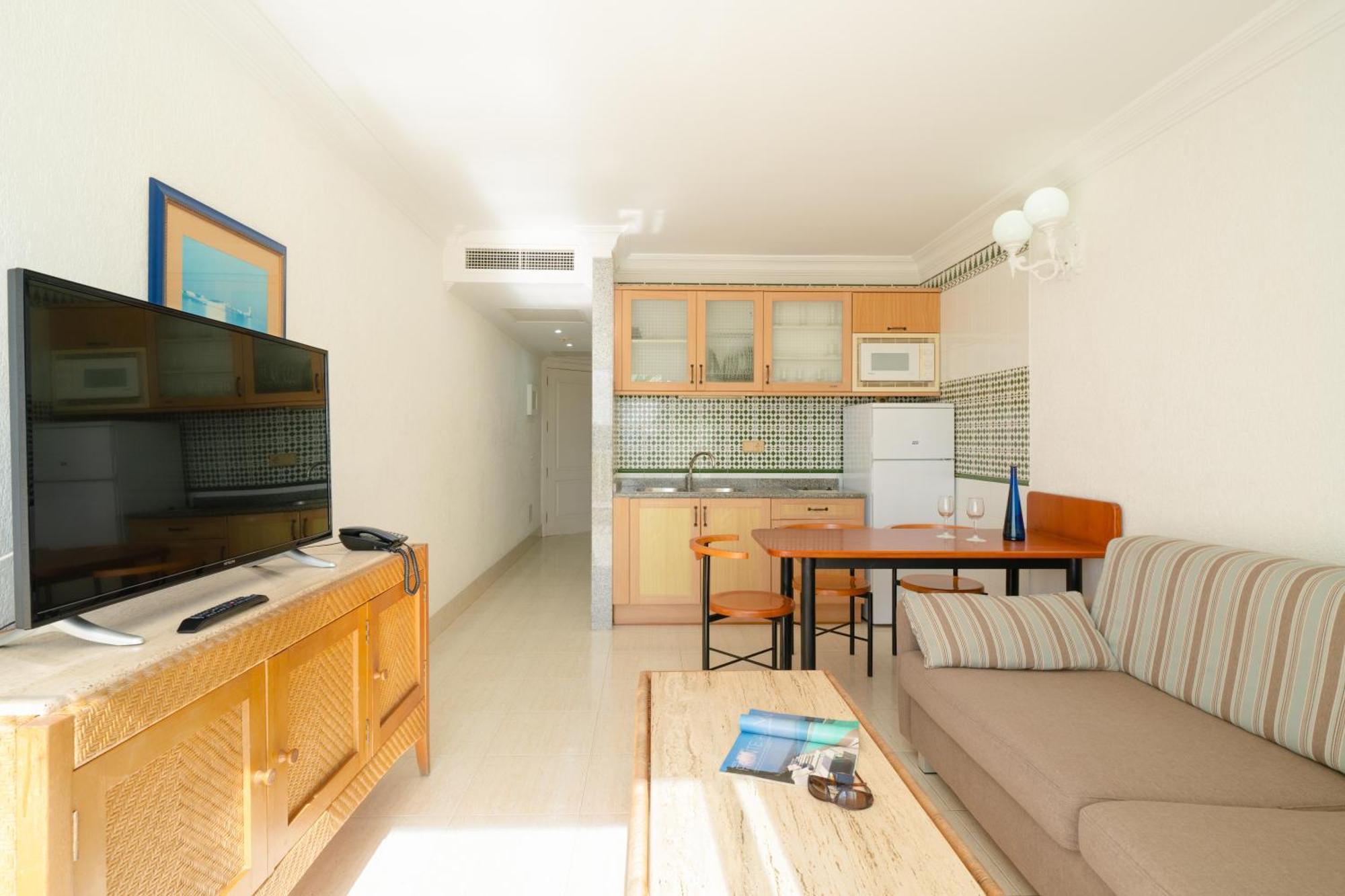 Apartment Air Conditioner