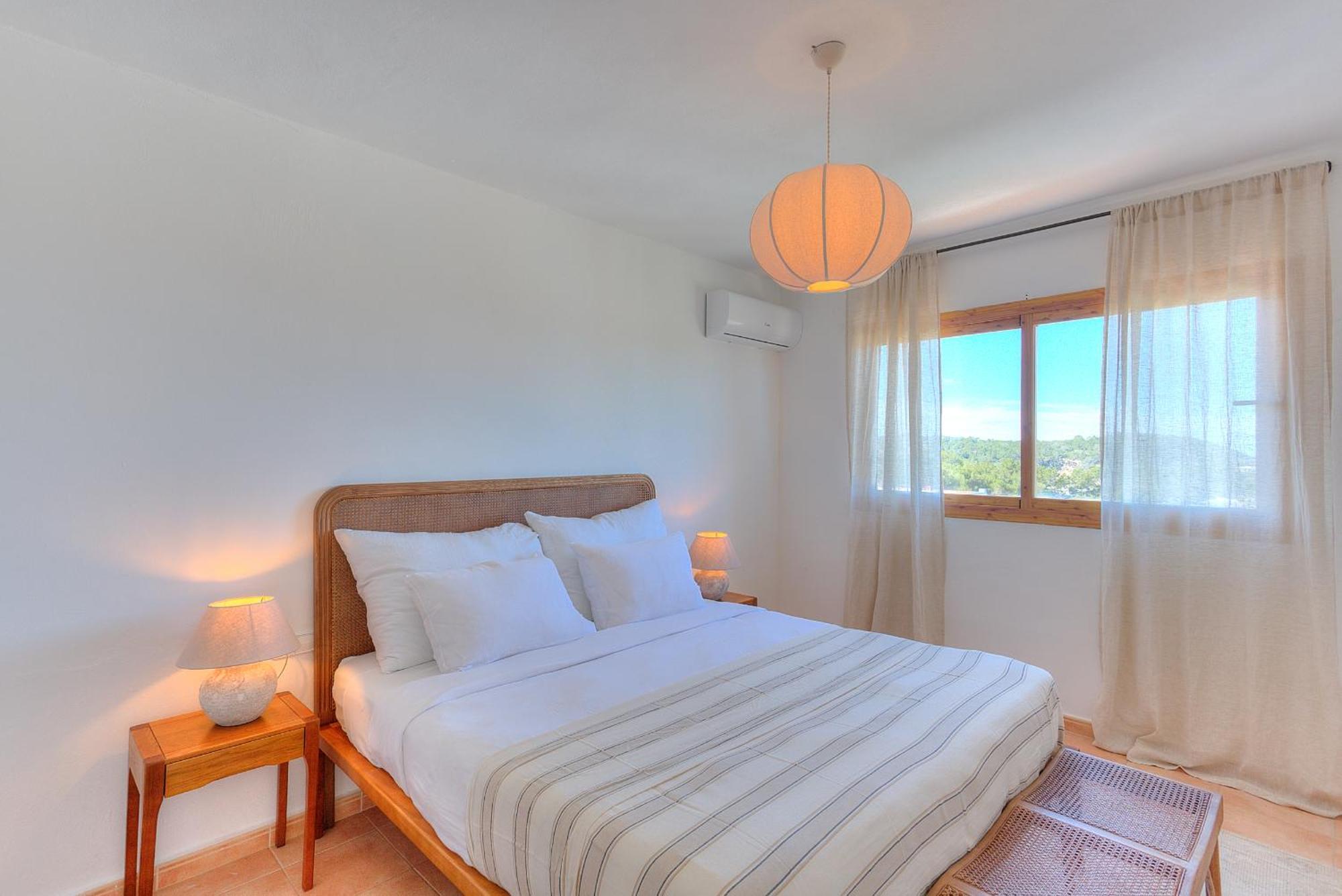 Three-Bedroom Apartment Sea View