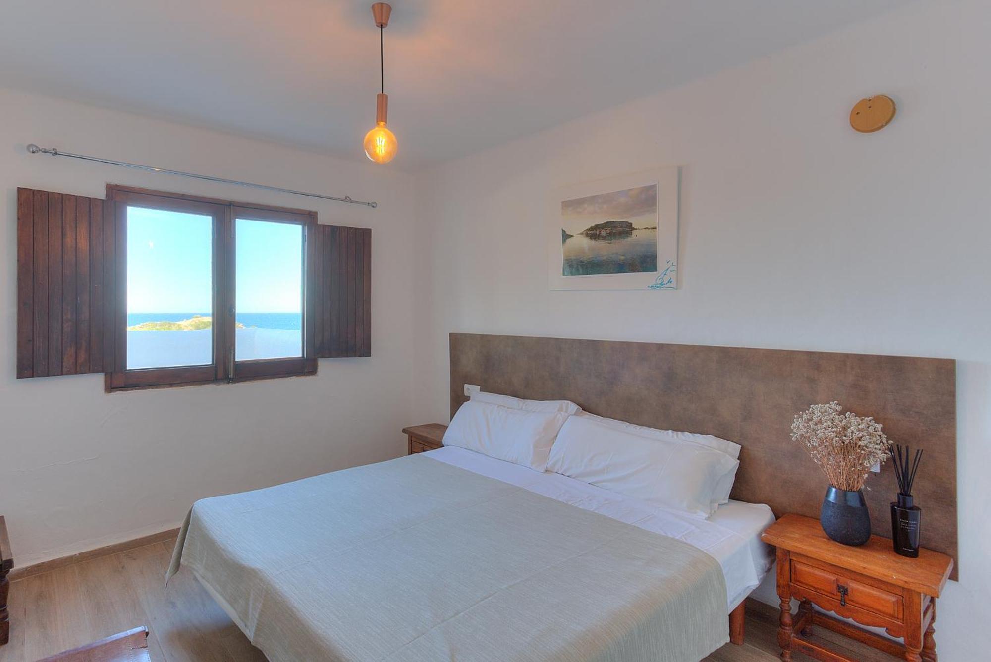 Two-Bedroom Apartment Sea View