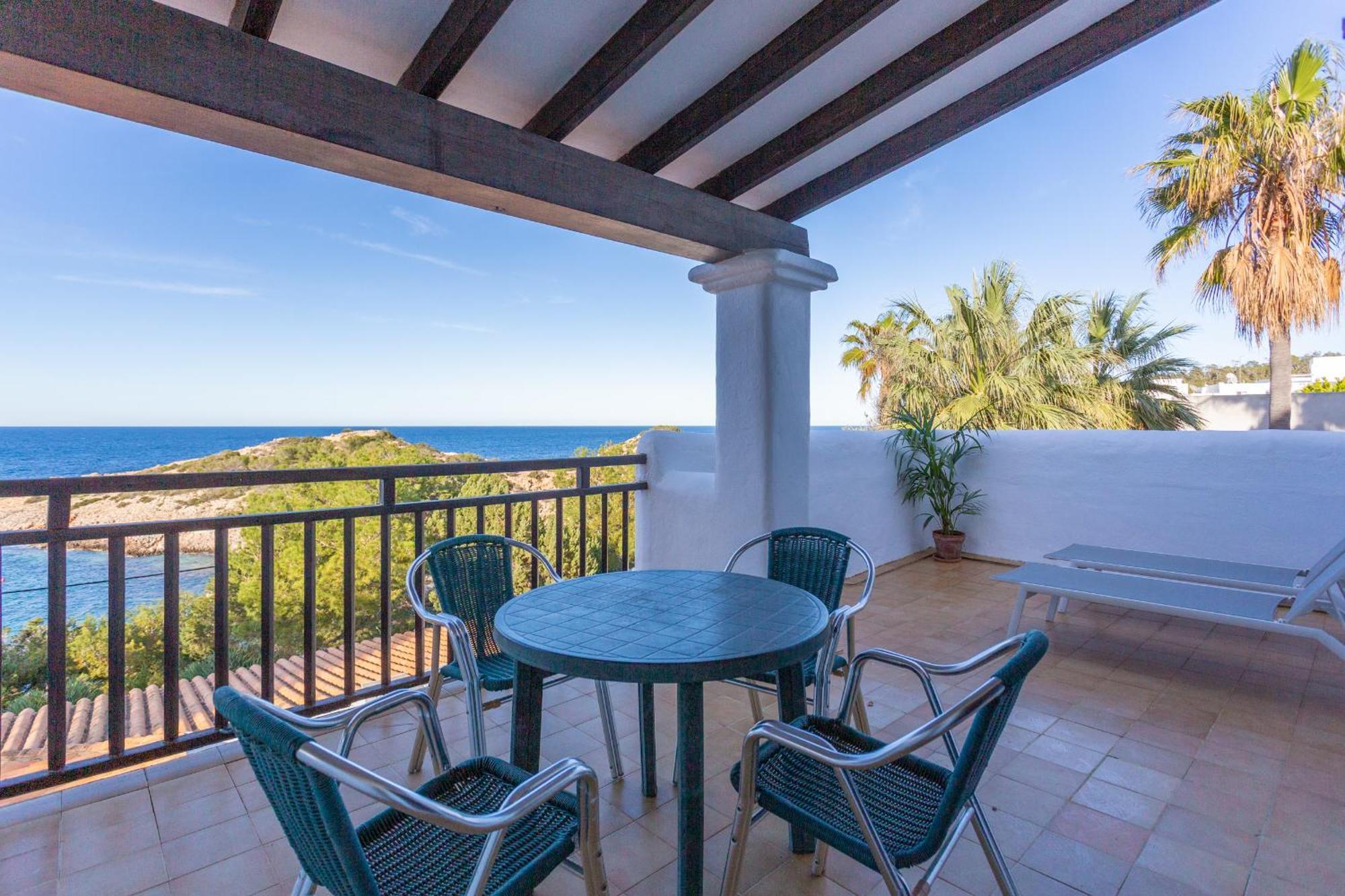 Superior Two-Bedroom Apartment Sea View