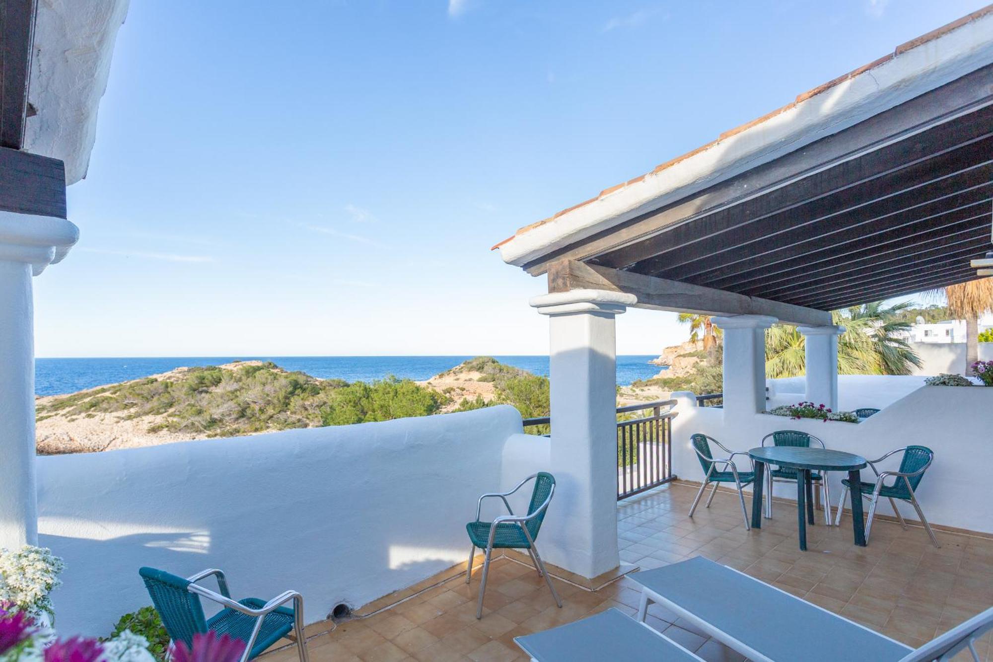 Superior Two-Bedroom Apartment Sea View