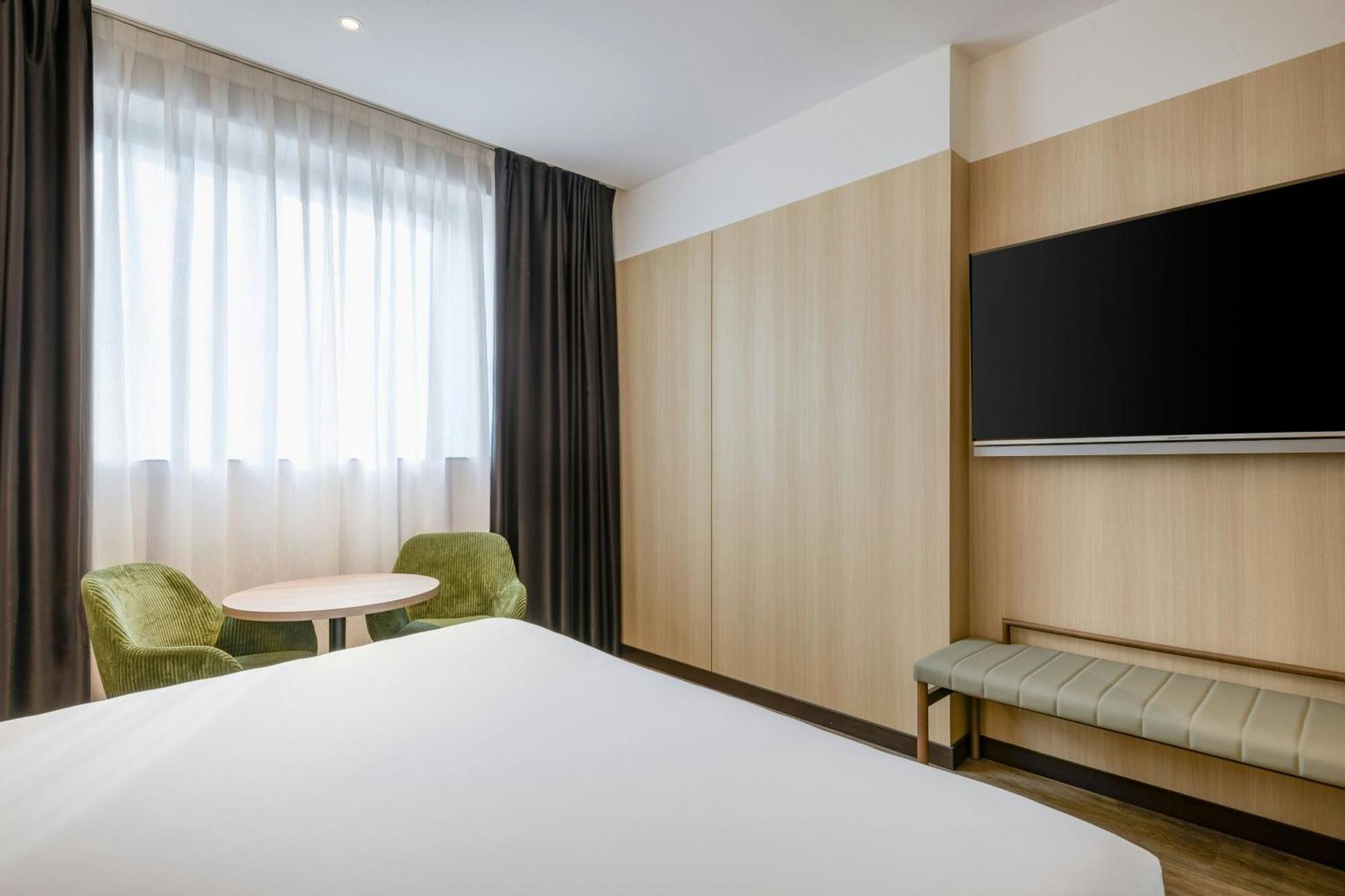 Standard Plus King Room,1654247047:JPEG