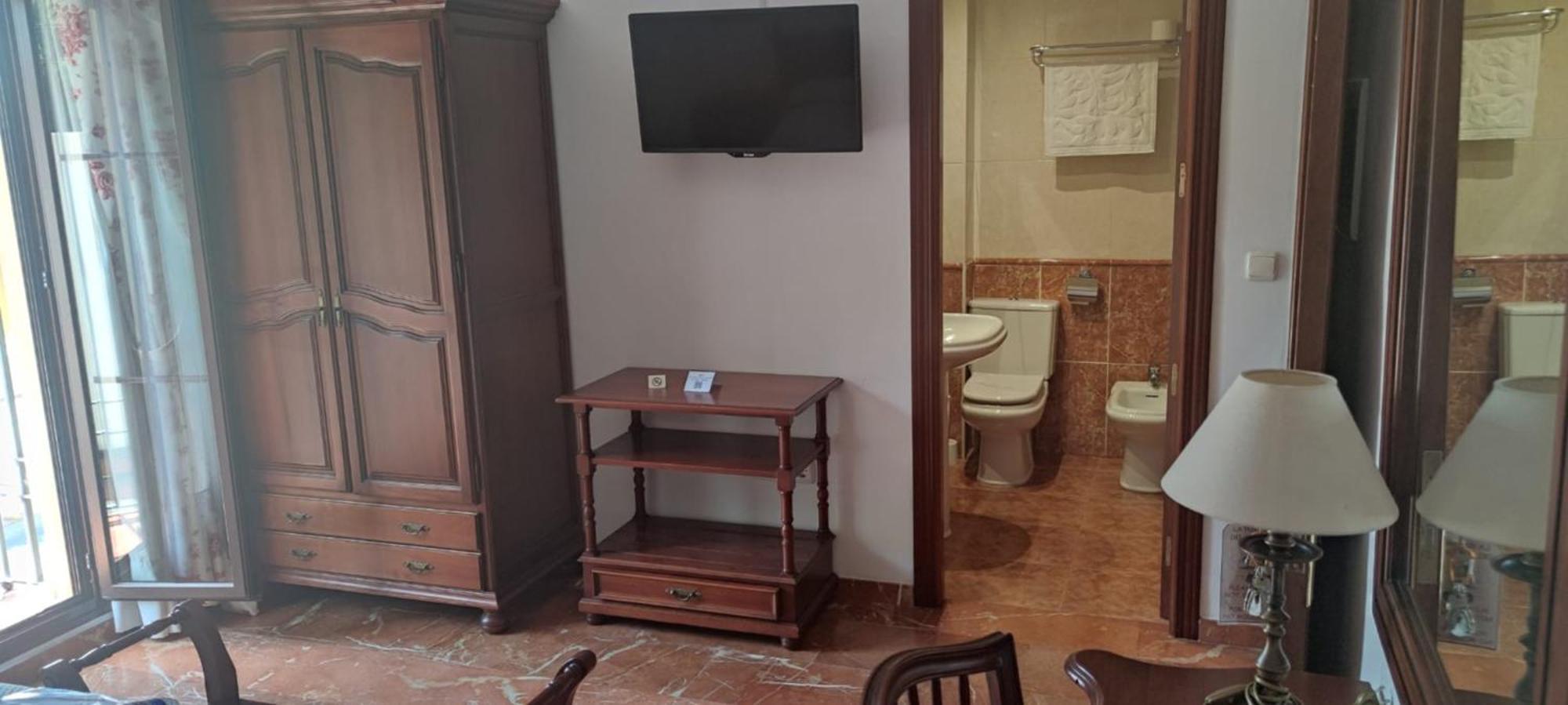 Large Twin Room