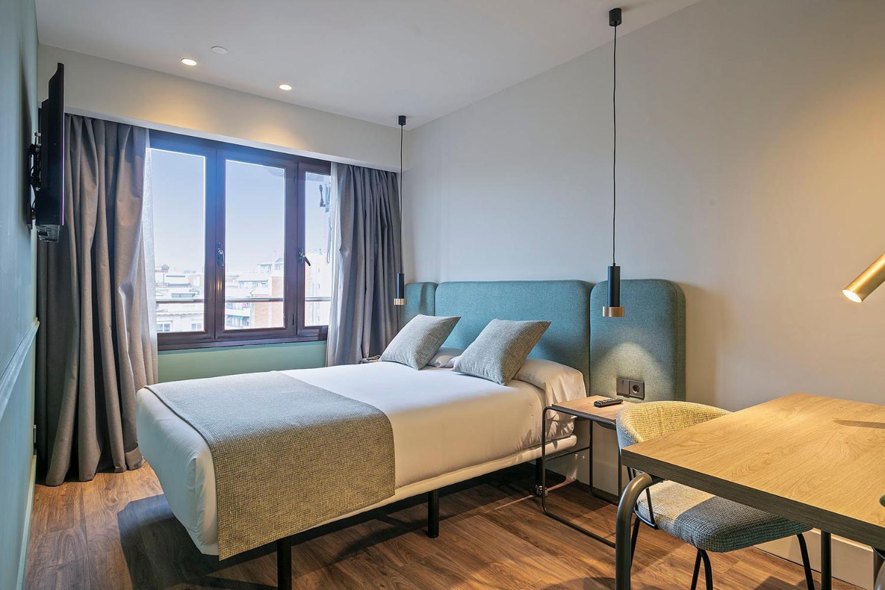 Deluxe Single Room